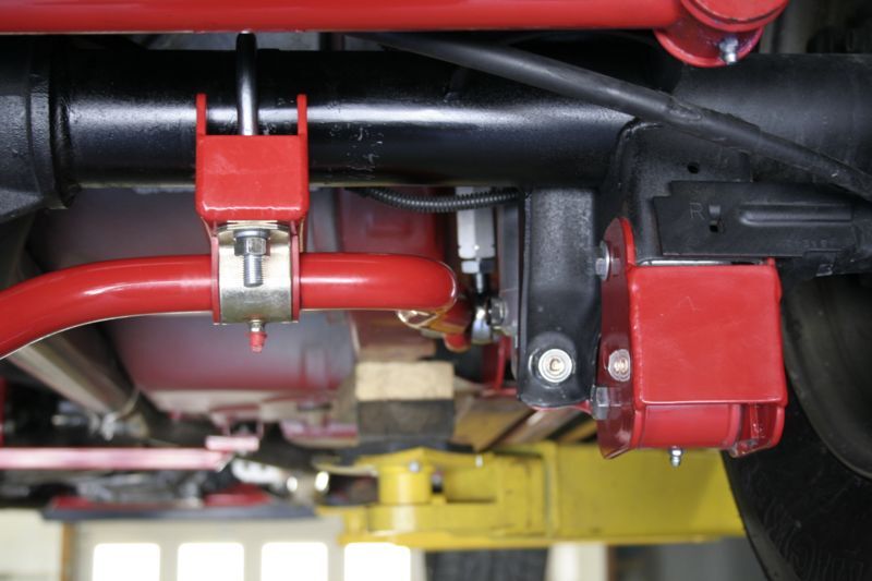 UMI Performance 2245-275-R 82-02 fits GM F-Body Rear Drag Sway Bar-Stock Rear