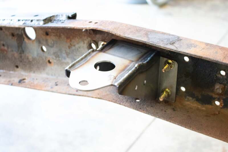 RustBuster RB7358 Rear Cab Mount
