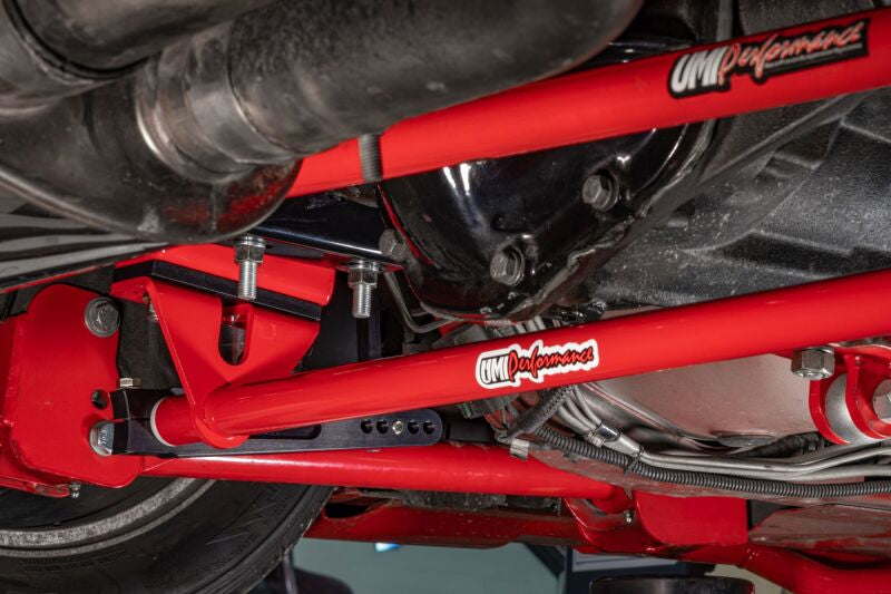 UMI Performance 2147-RUMI 82-02 fits GM F-Body Rear Sway Bar - Splined