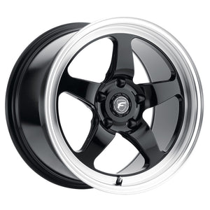 Forgestar F09180067P22 D5 Drag 18x10 / 5x114.3 BP / ET22 / 6.4in BS Gloss Black Wheel
