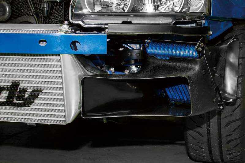 GReddy 12024637 99.01-02.08 fits Nissan Skyline GT-R (BNR34) STD 13-Row Circuit Spec Oil Cooler Kit