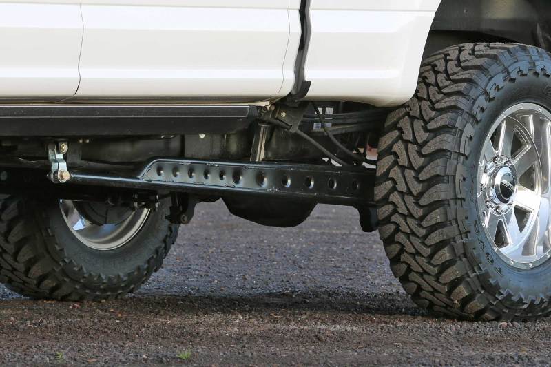 Fabtech FTS62008 fits Ford 17-21 F250/350 4WD Floating Rear Traction Bar System