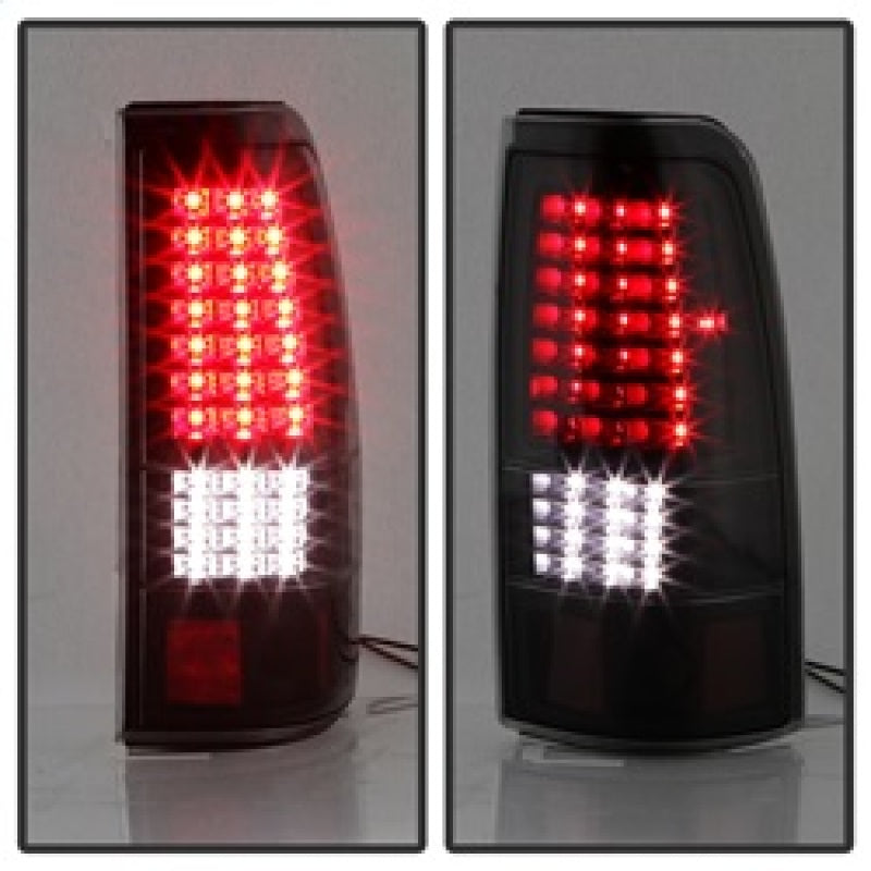 xTune 9037641 03-06 fits Chevrolet Silverado 1500 LED Tail Lights - Black Smoke