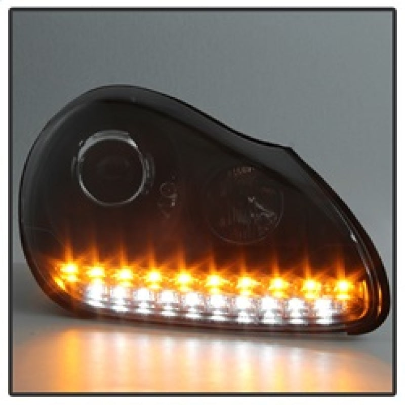 Spyder 5080967 fits Porsche 03-06 Cayenne Projector Xenon/HID Model- DRL LED Bl