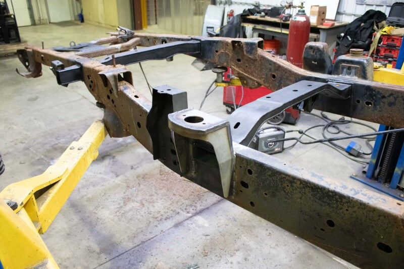 RustBuster RB7033 Rust Buster 09-14 fits Ford F150 Single Cab Rear Cab Mount