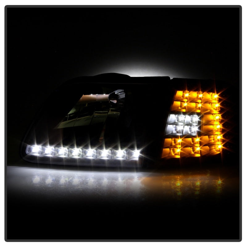 5014184 Xtune fits Ford 97-03 F150 Crystal Headlights w/ Clear LED Corners Bla