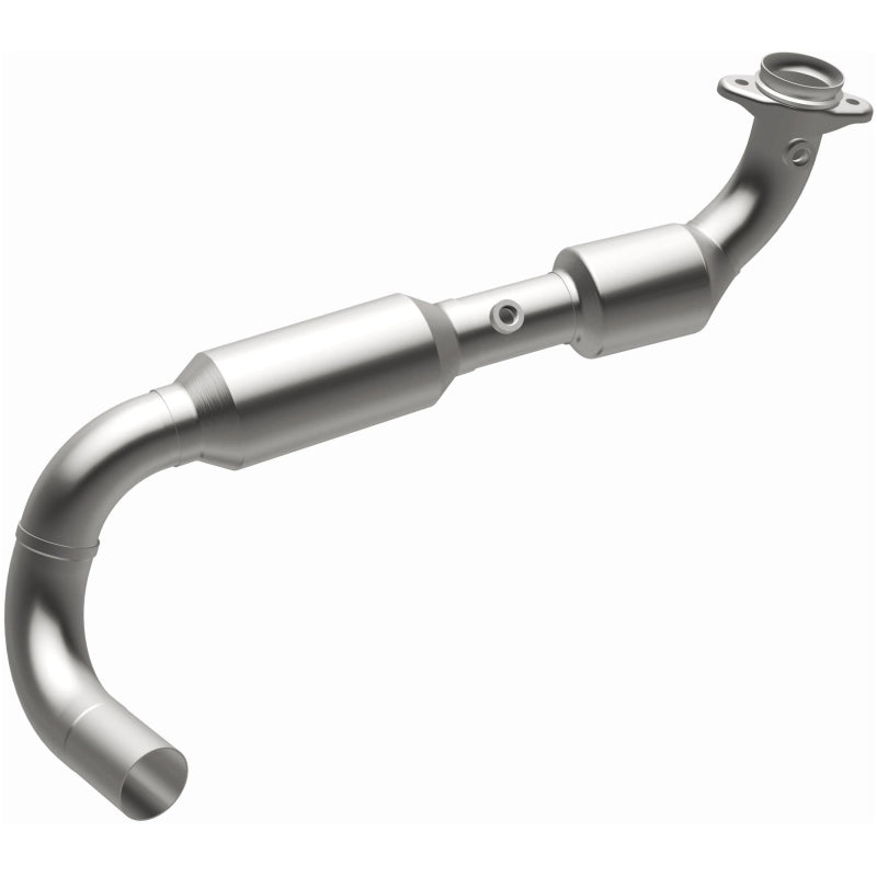 Magnaflow 4583087 03-04 fits Ford Expedition 5.4L Direct Fit Converter