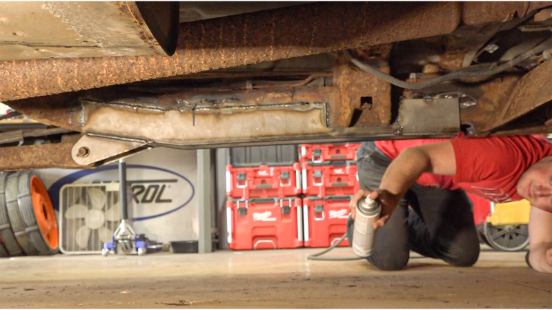 RustBuster RB7401R Rust Buster Avalanche/fits Suburban/Yukon Center Frame Repair Kit - Right