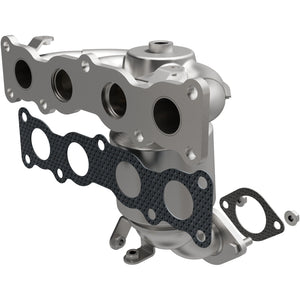 Magnaflow 22-266 16-20 fits Kia Sorento LX L4 2.4L OEM Grade Direct-Fit Catalytic Converter