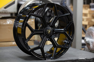 Vossen F-AFP-169-F01-C25 x Novitec NL4-Cl 20x9in - Centerlock - ET36 - Gloss Black fits Lamborghini Huracan Front Wheel