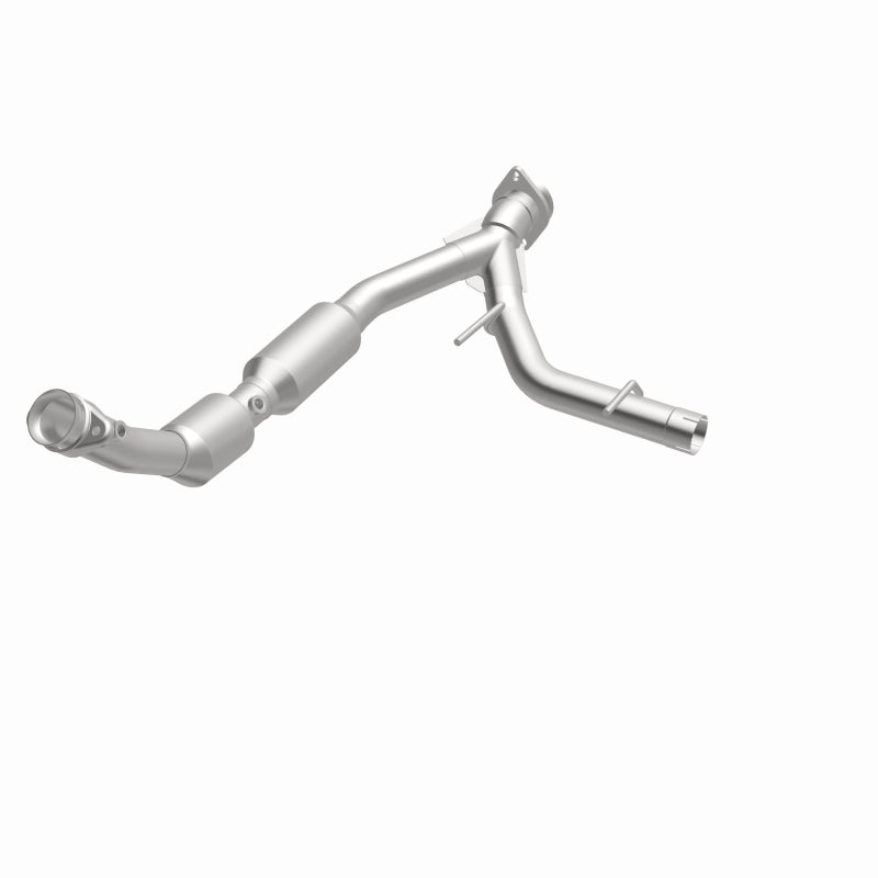 Magnaflow 4583078 03-04 fits Ford Expedition 5.4L Direct Fit Converter