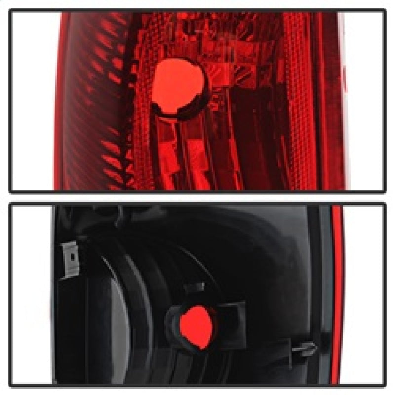 9030888 Xtune fits Chevy 02-06 Avalanche Driver Side Tail Lights - OEM Left AL