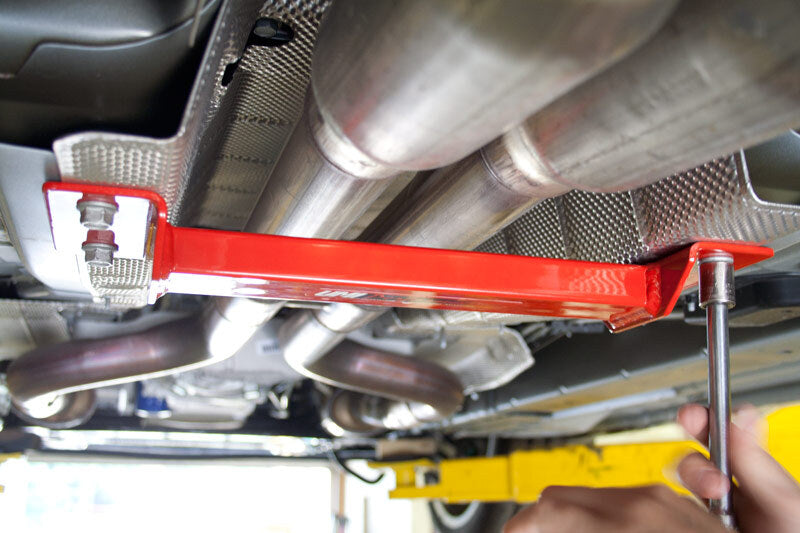 UMI Performance 2500-B 08-09 fits Pontiac G8 10-13 Camaro Tunnel Brace
