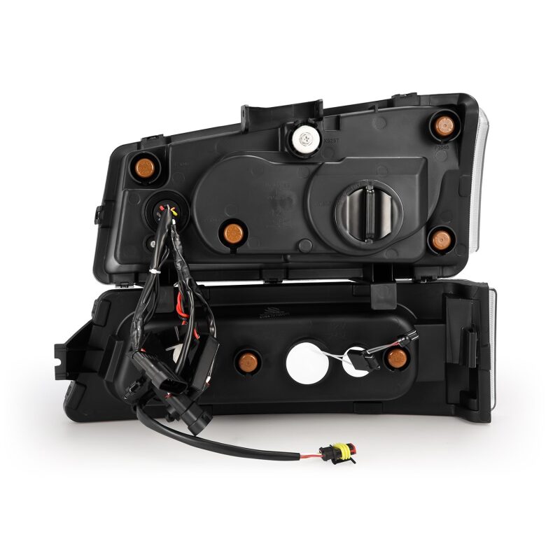 AlphaRex 880254 03-06 fits Chevy Silverado 1500/2500HD/3500HD/Avalanche Alpha