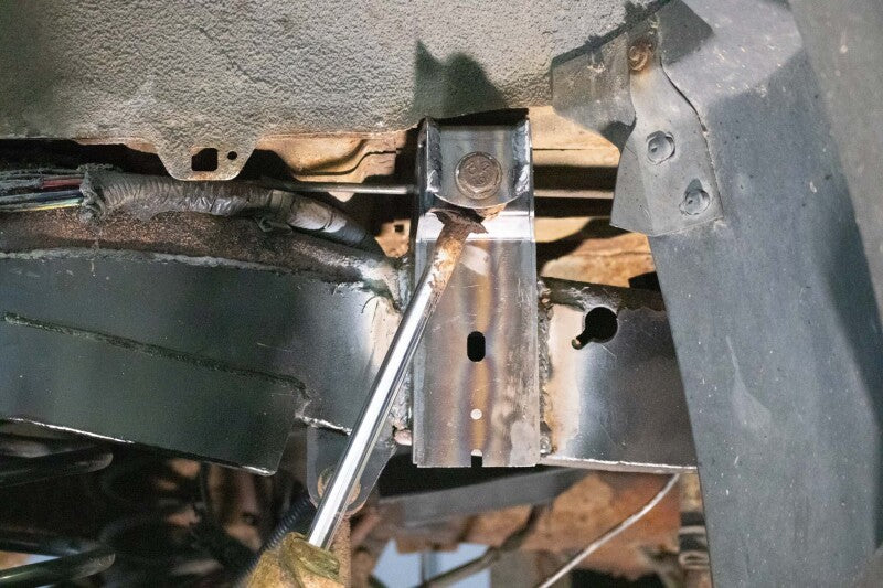 RustBuster RB7405R Rear Shock Mount Right Side