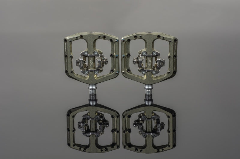 Renthal PD20001-002-01 Cycle Revo-DHC Pedal - Alu Gold