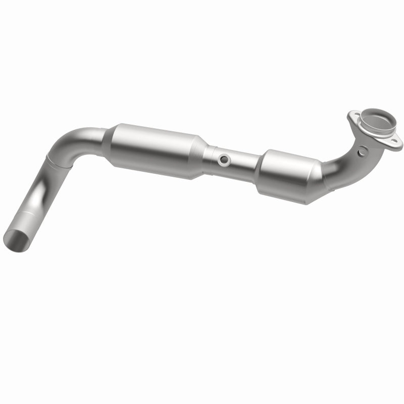 Magnaflow 4583087 03-04 fits Ford Expedition 5.4L Direct Fit Converter