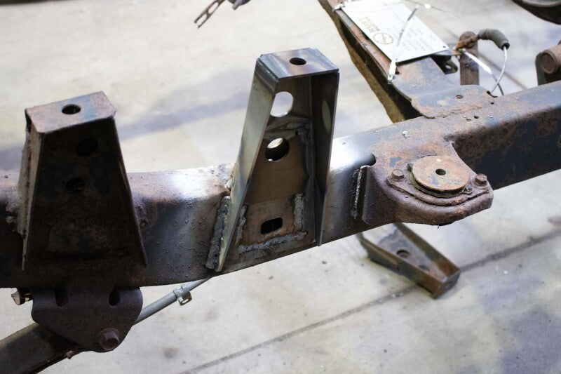 RustBuster RB7145R Rust Buster 88-95 fits Toyota Pickups Middle Raised Bed Mounts- (Right)