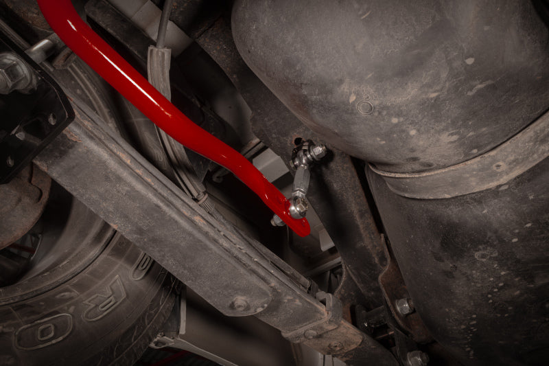 UMI Performance 6580-R 15-24 fits Ford F-150 1in Solid Rear Sway Bar - Red