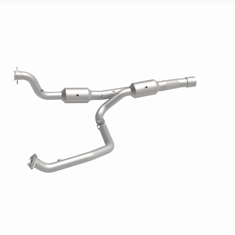 Magnaflow 15-16 Ram 2500 6.4L California Grade CARB Compliant DF Catalytic Converter