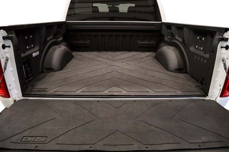 Dee DZ 77015 Zee 19-23 Dodge/Ram fits Ram Heavyweight Bed Mat - Custom Fit 5 1/2Ft Bed (X Pattern)