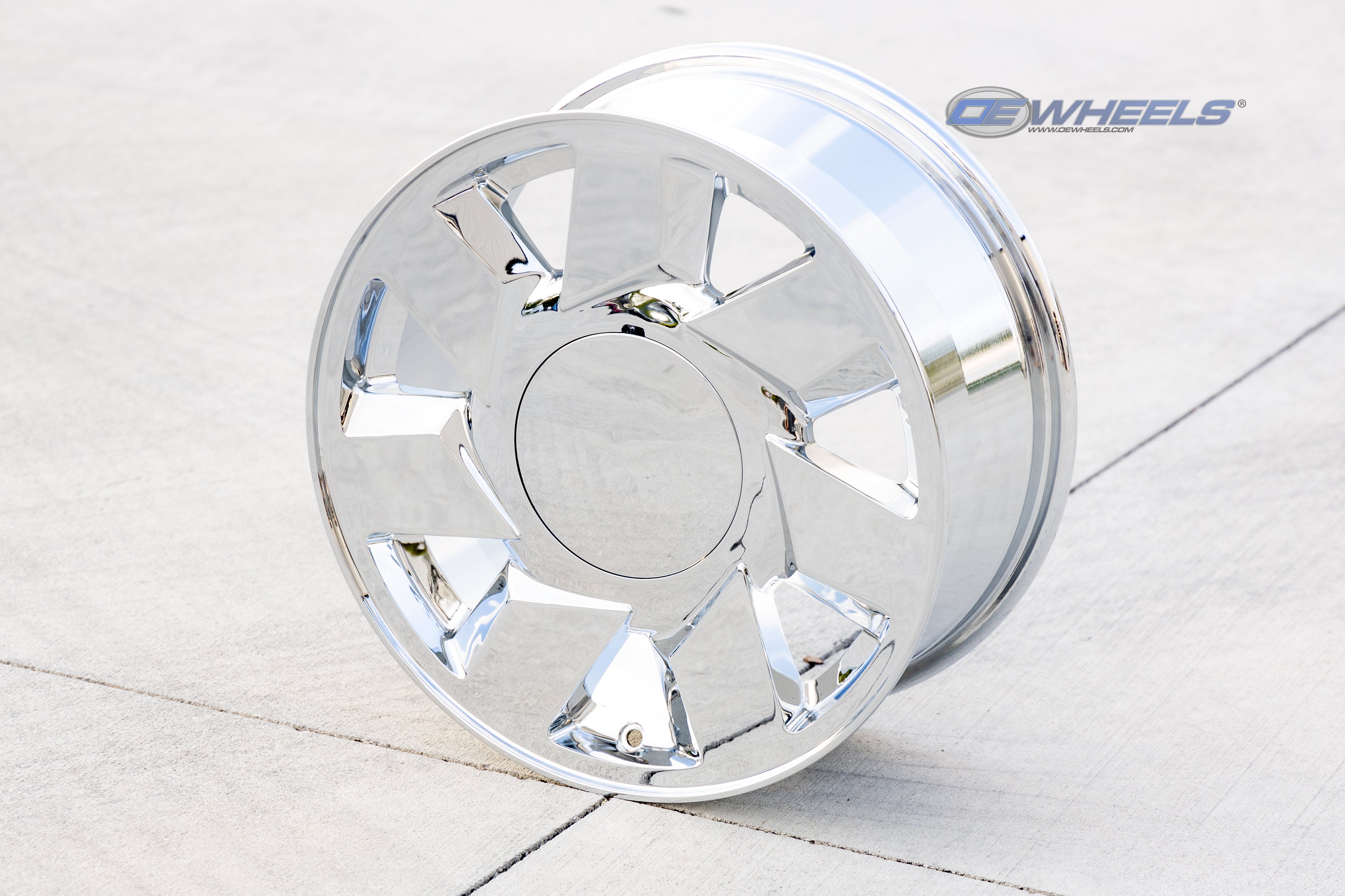 OE Wheels CA01-17075-5115-50C 17" Replica CA01 fits Cadillac DTS 17x7.5 Chrome