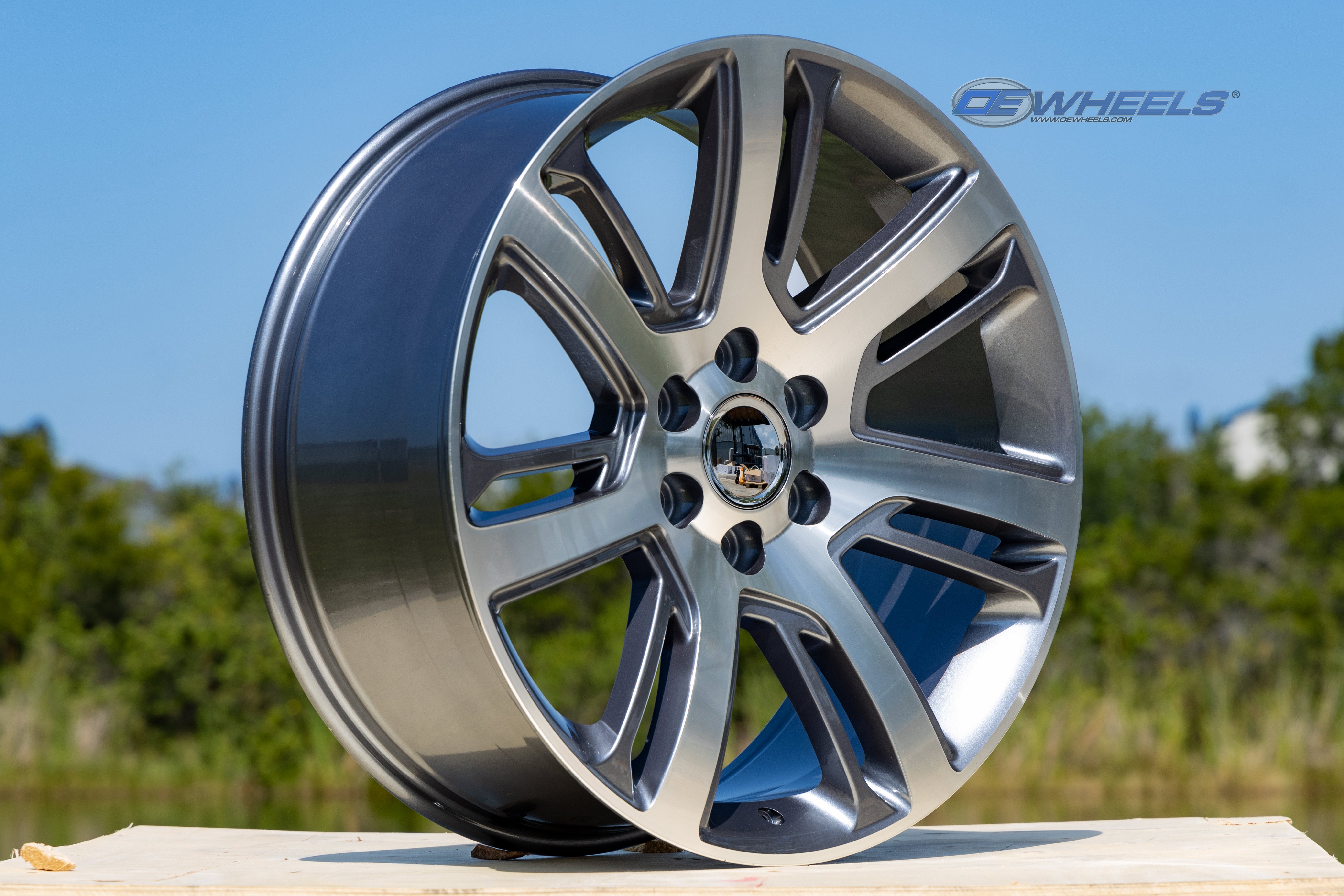 OE Wheels CA88-22090-6550-31MG 22" Replica fits Cadillac Escalade 22x9 Machined