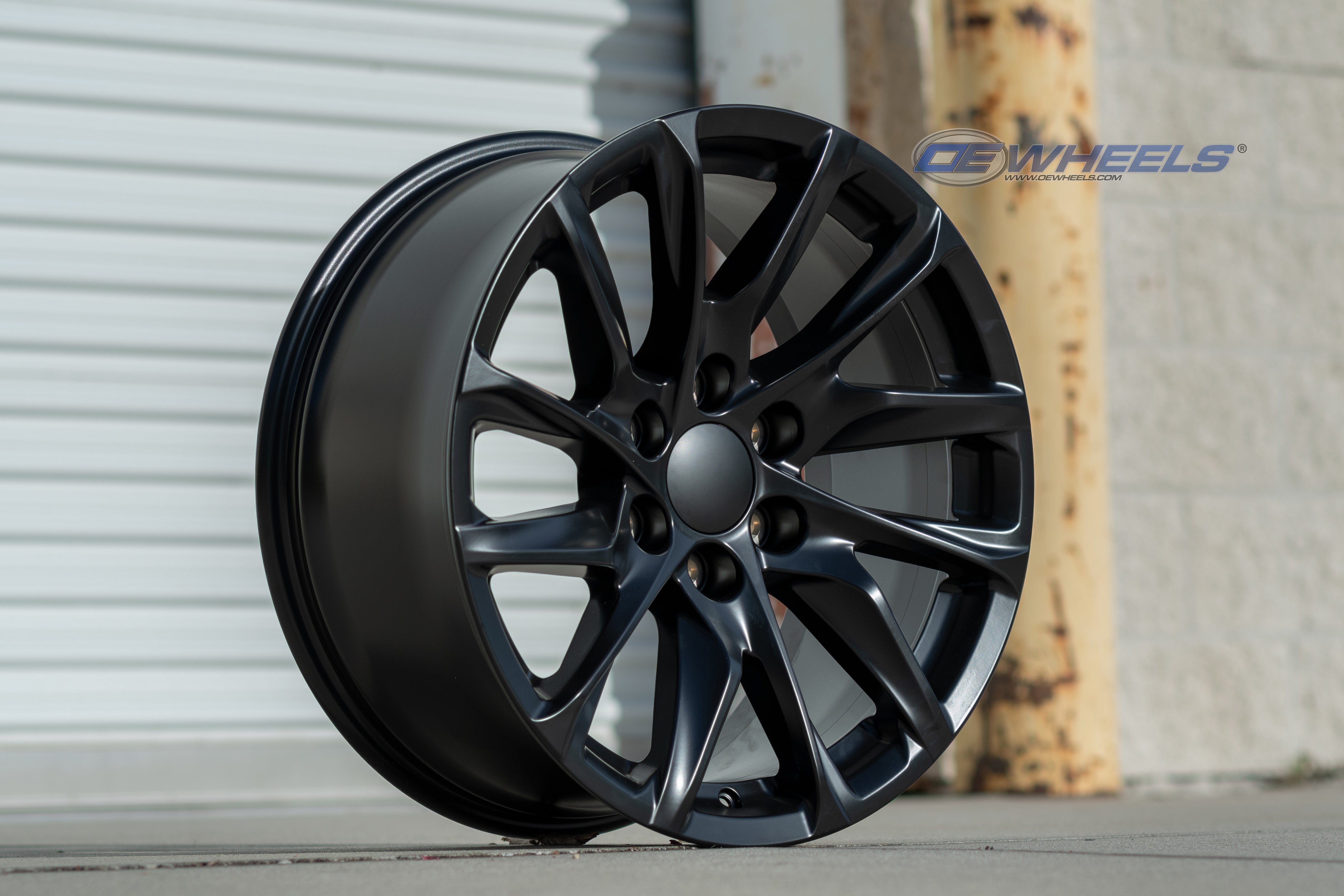 OE Wheels CA90-20090-6550-28B1 20" Replica fits Cadillac Escalade - Satin Black