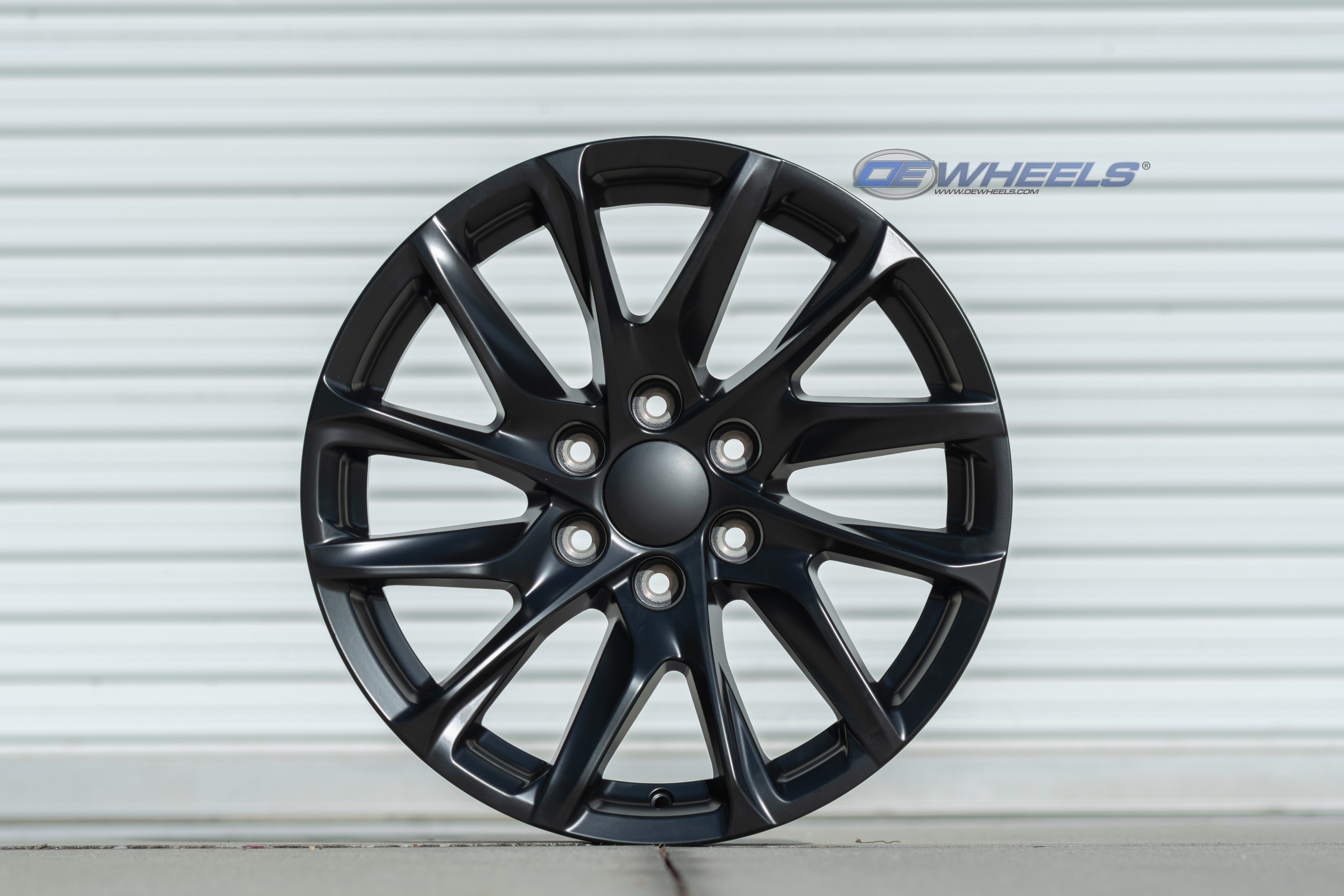 OE Wheels CA90-20090-6550-28B1 20" Replica fits Cadillac Escalade - Satin Black