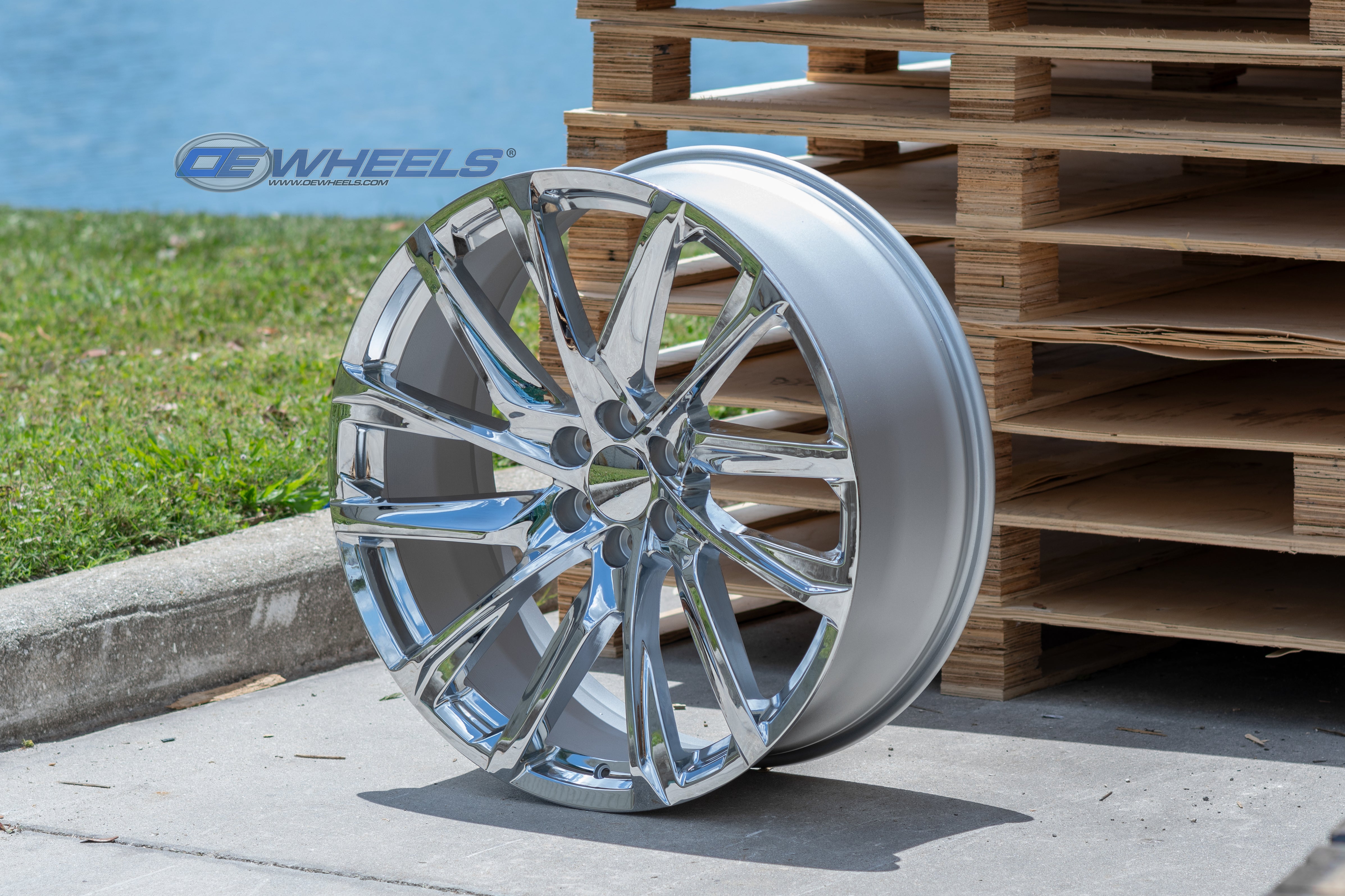 OE Wheels CA90-26100-6550-28C 26" Replica fits Cadillac Escalade - Chrome 26x10