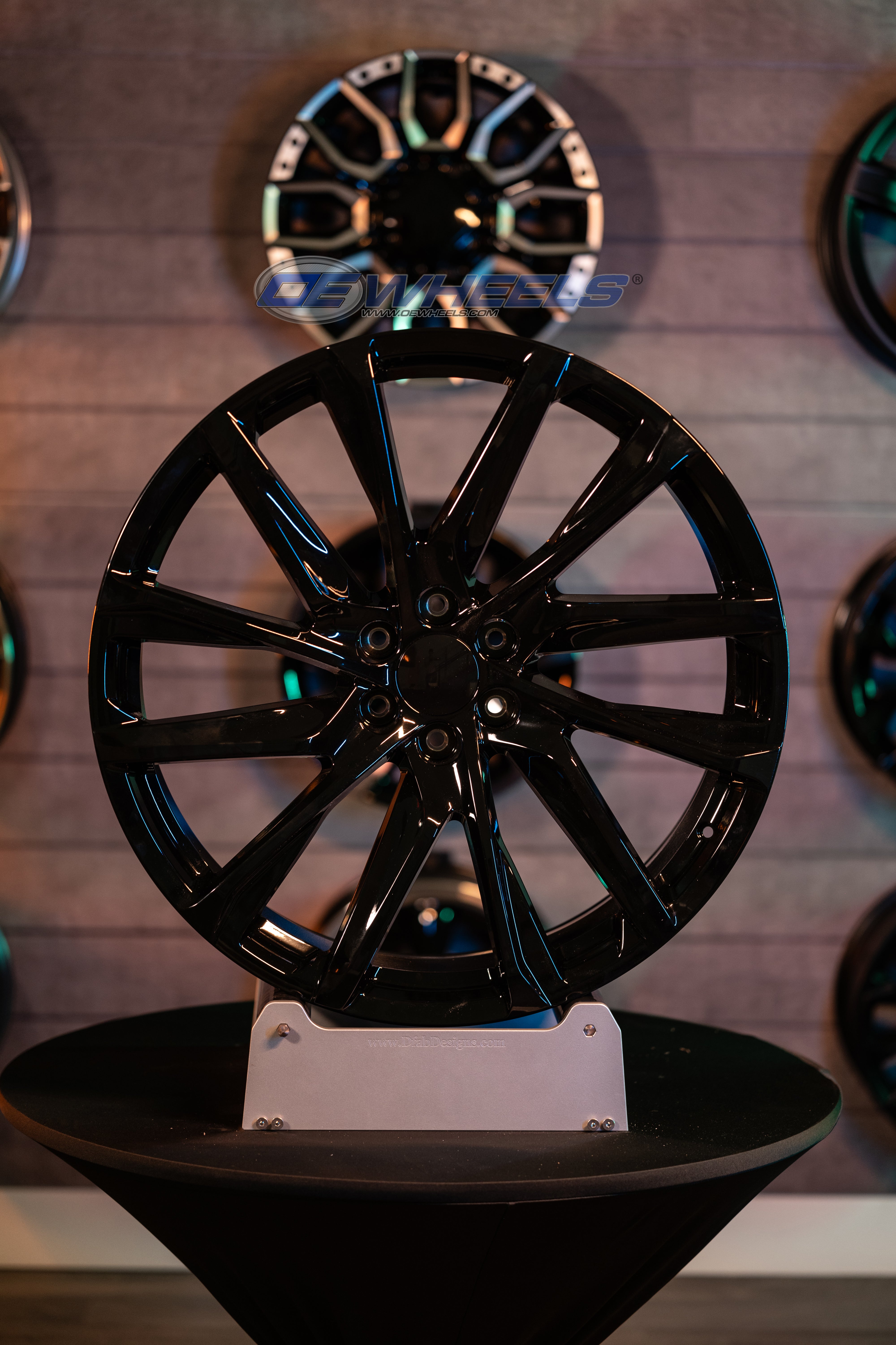 OE Wheels CA90-22090-6550-28B 22" Replica fits Cadillac Escalade Gloss Black