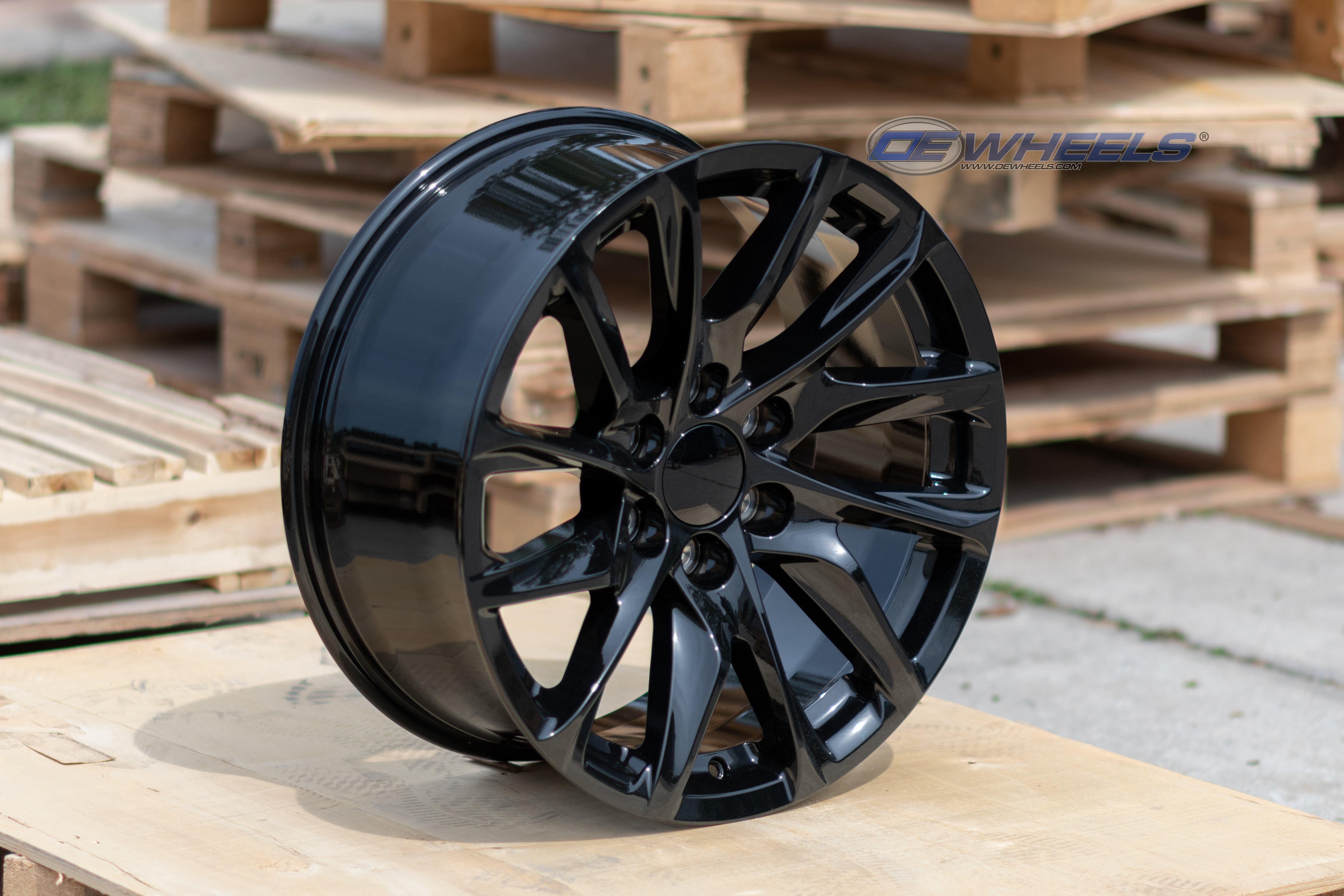 OE Wheels CA90-22090-6550-28B 22" Replica fits Cadillac Escalade Gloss Black