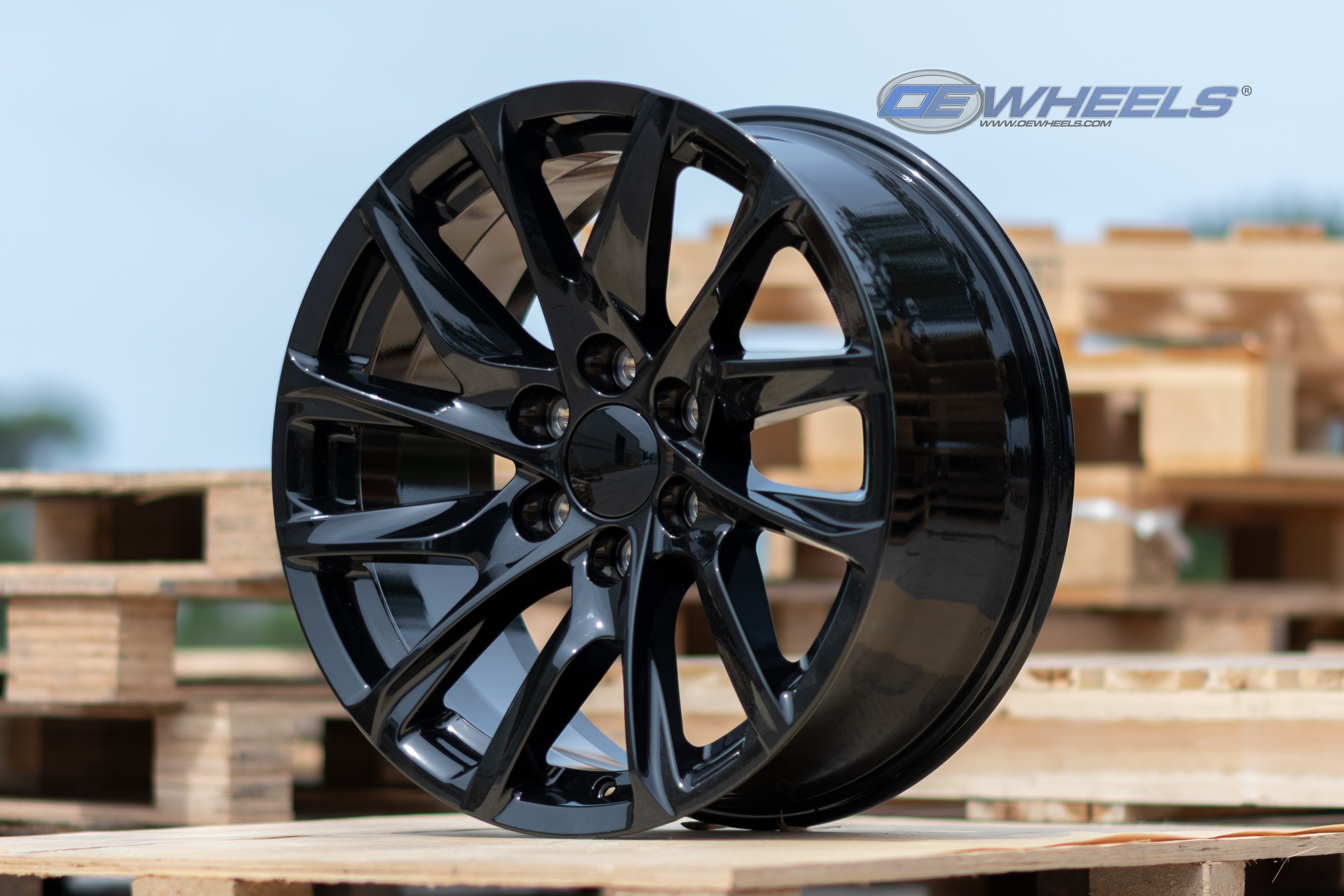 OE Wheels CA90-22090-6550-28B 22" Replica fits Cadillac Escalade Gloss Black