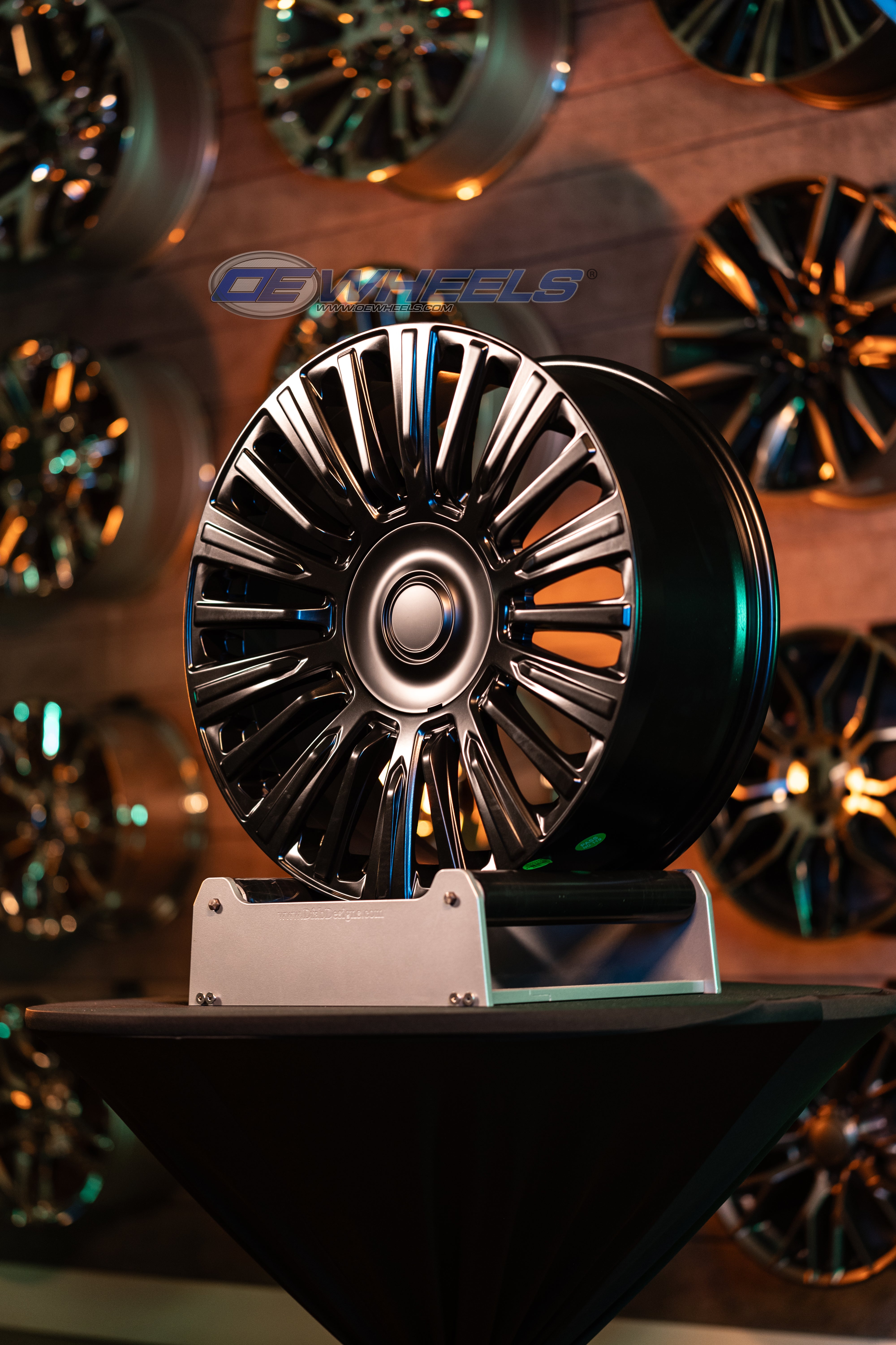 OE Wheels CA92-22090-6550-28B1 22" Replica fits Cadillac Escalade - Satin Black