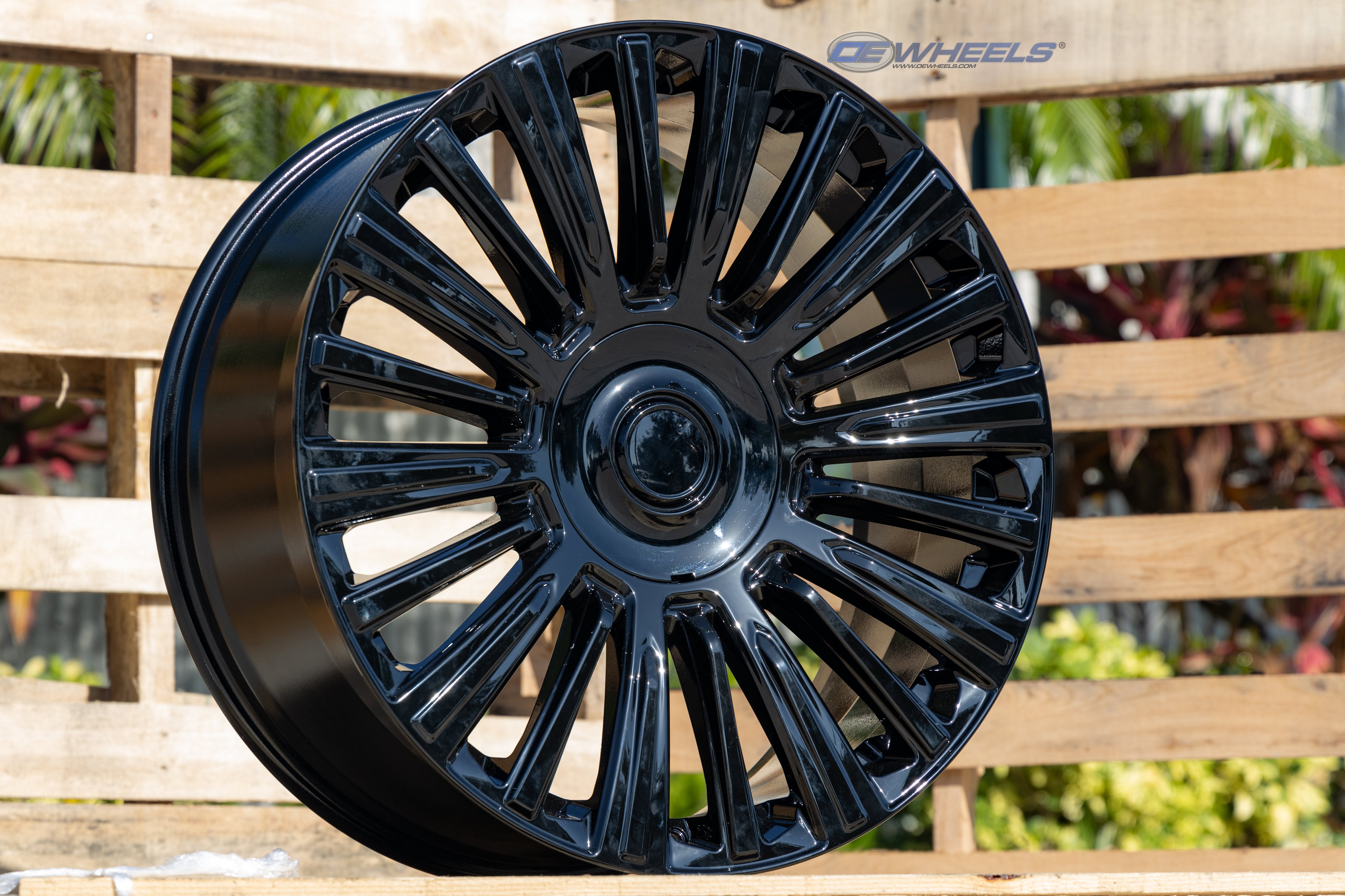 OE Wheels CA92-24100-6550-28B 24" Replica fits Cadillac Escalade - Black 24x10