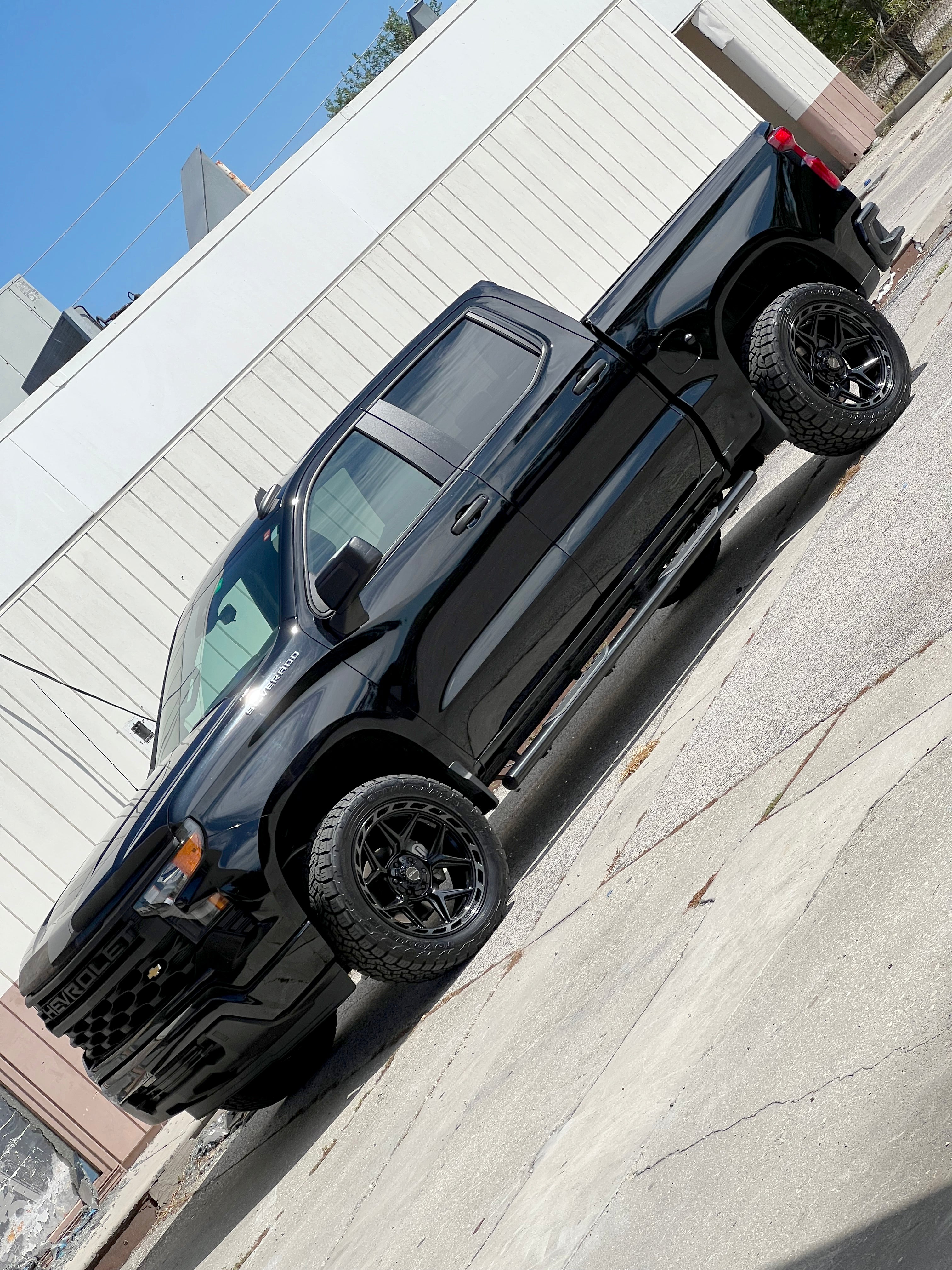 4PLAY 4P55-20100-6D55-18BBT Gen3 20x10 6x135mm & 6x5.5" -18et in Brushed Black