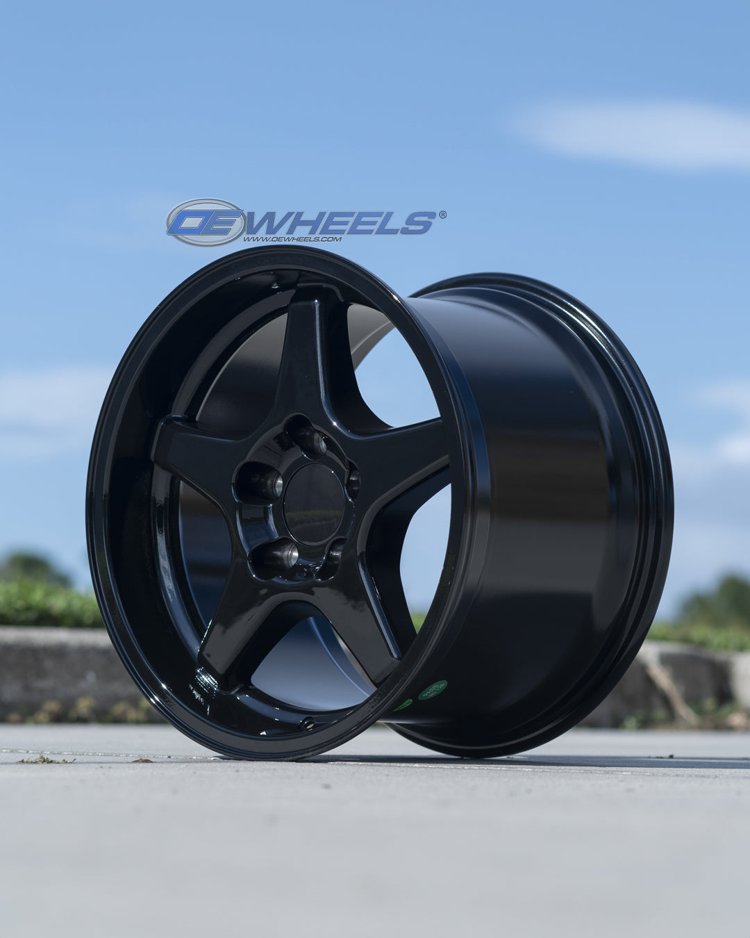 OE Wheels CV01-17110-5475-50B 17" Replica fits Chevrolet Corvette ZR1 Gloss Blk