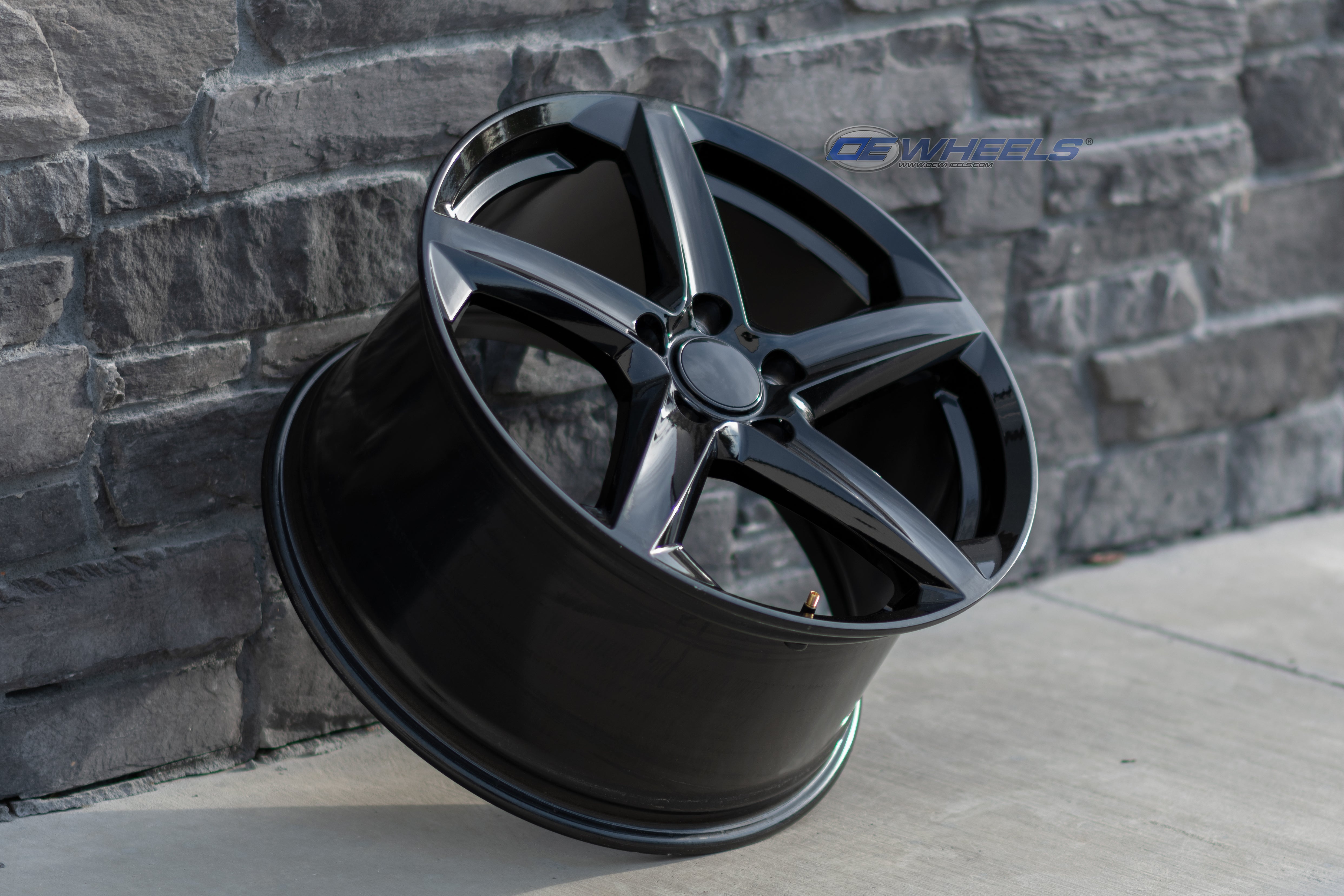 OE Wheels CV02C-19100-5475-73B 19" Replica fits Chevrolet C7 Corvette Gloss Blk