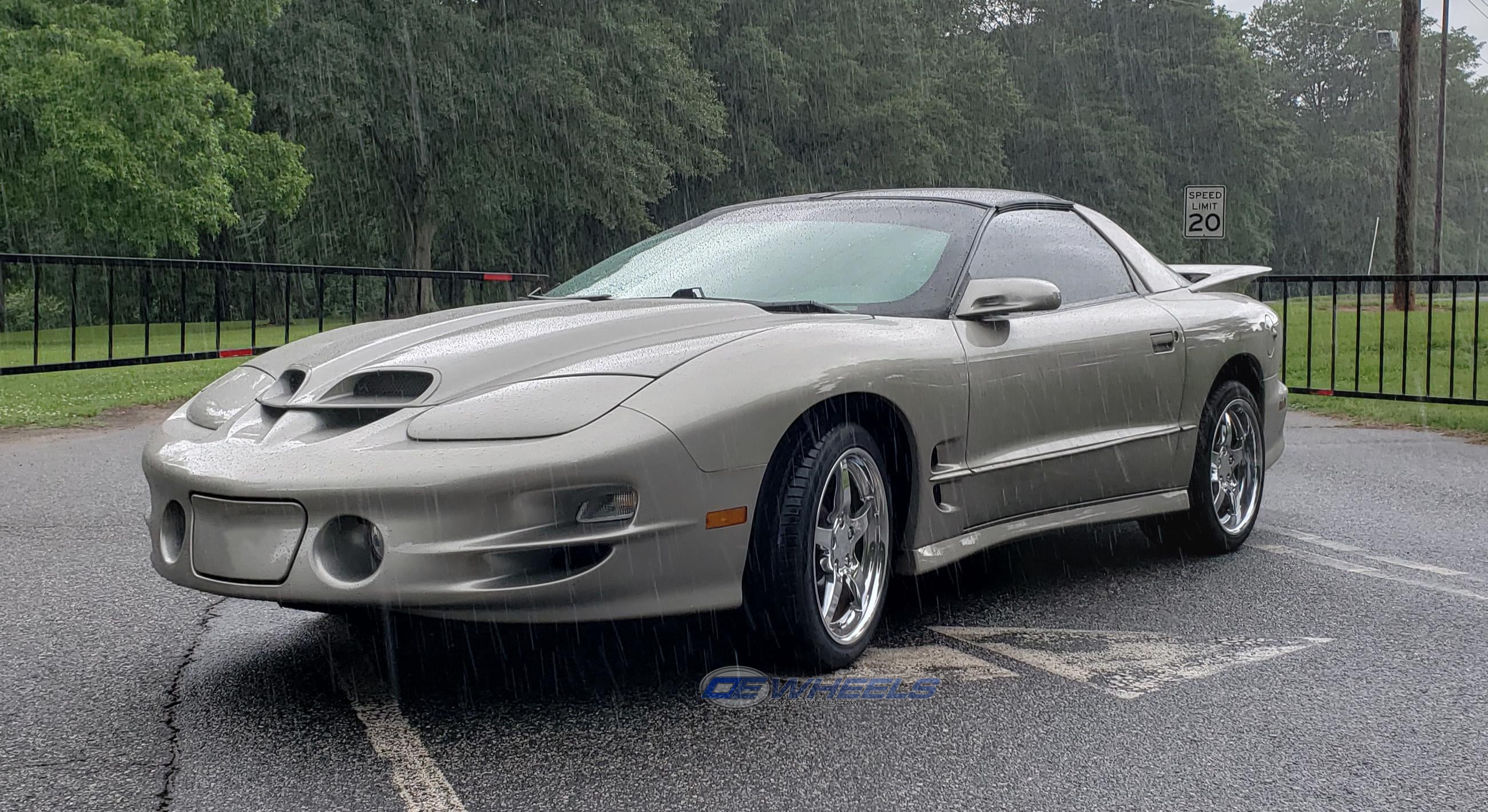 OE Wheels CV05-18095-5475-65C 18" Replica fits Chevrolet Corvette C5 Chrome