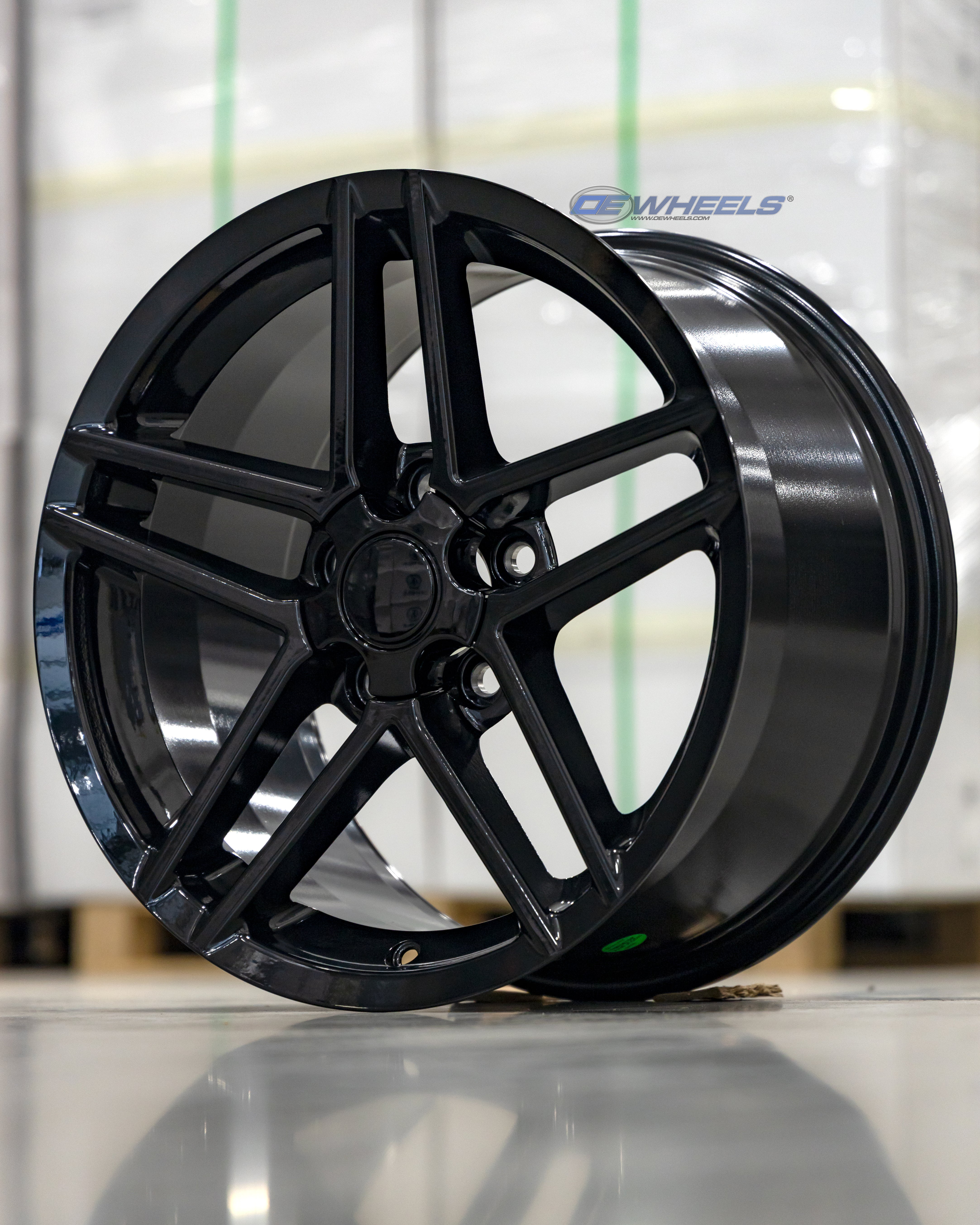 OE Wheels CV07A-18095-5475-56B 18" Replica fits Chevrolet Corvette C6 Z06 Black