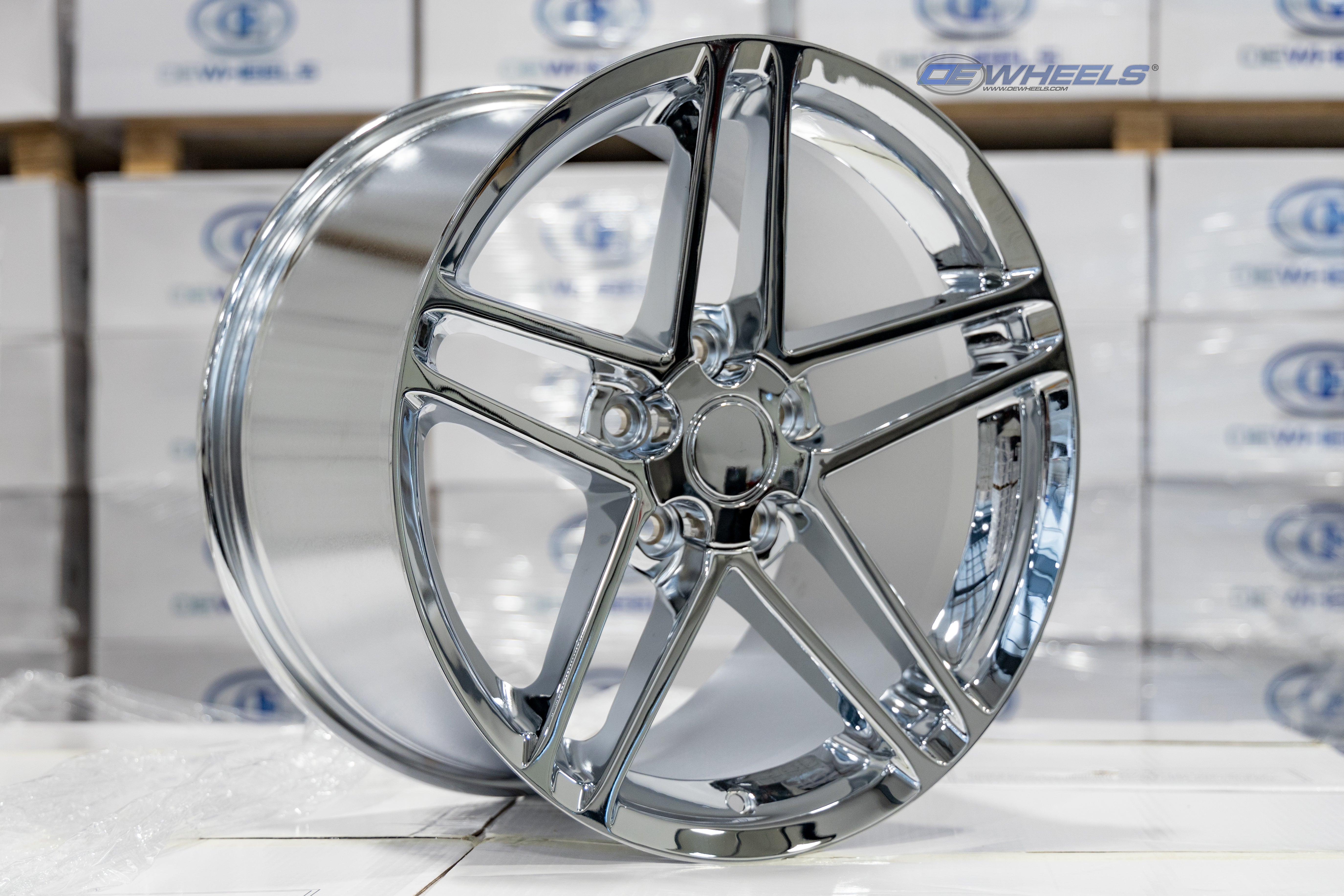 OE Wheels CV07A-17095-5475-54C 17" Replica fits Chevrolet Corvette C6 Z06 Chrome