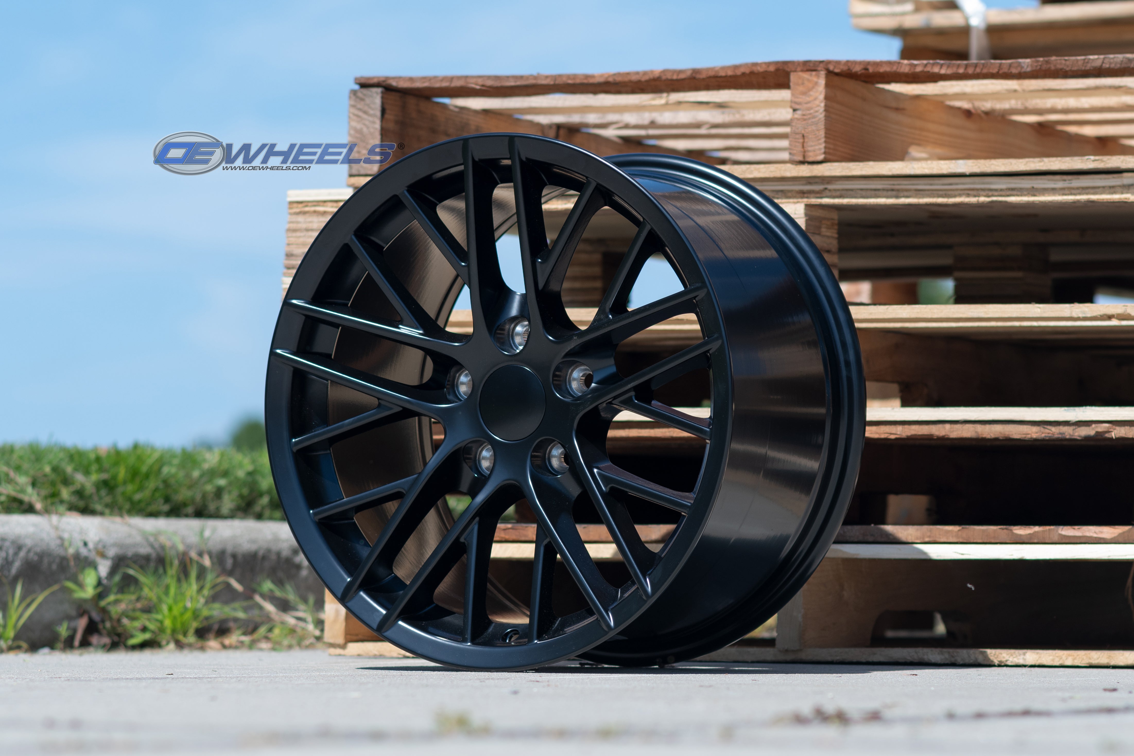 OE Wheels CV08A-17095-5475-54B1 17" Replica fits Chevrolet Corvette C6 ZR1 Satin