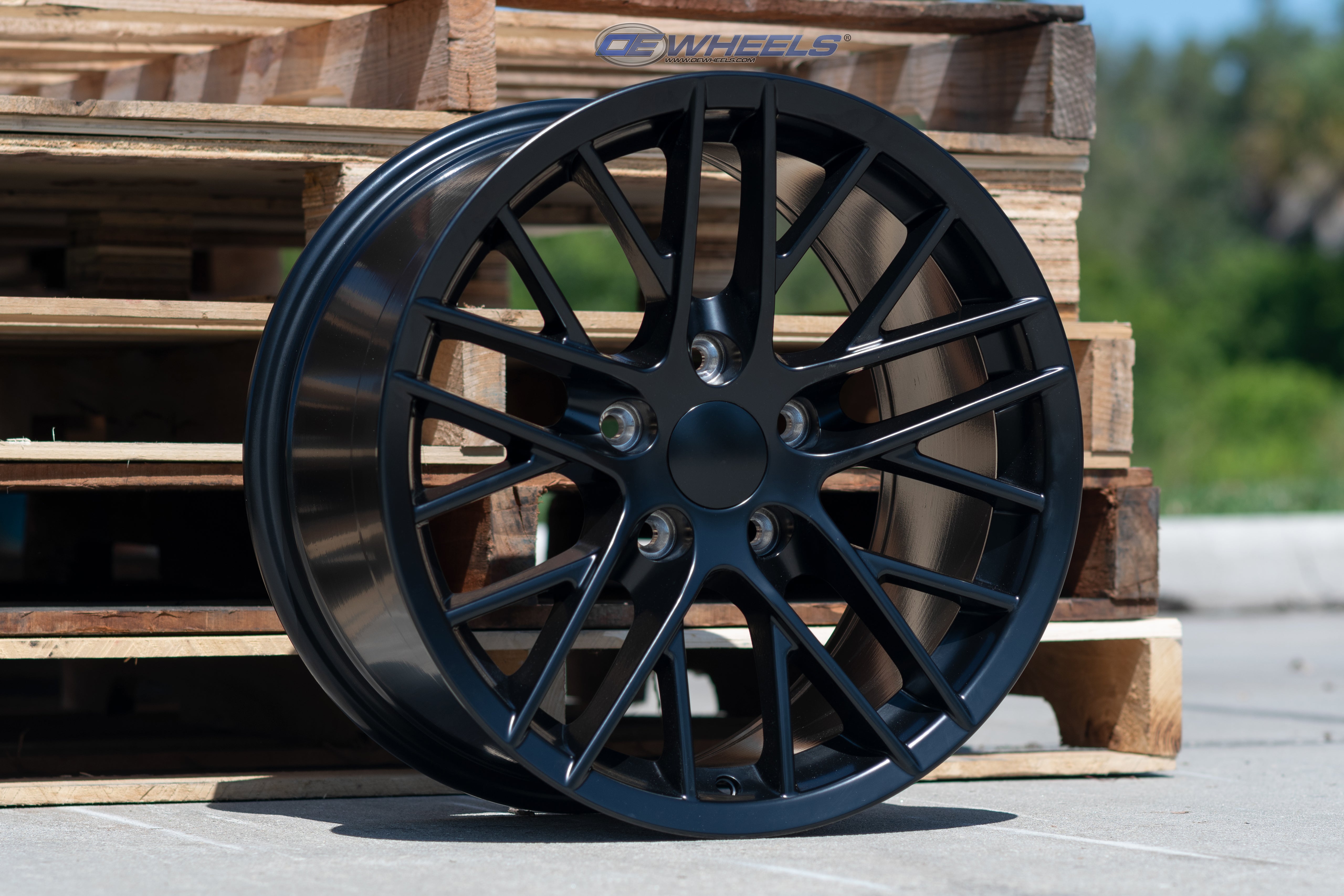 OE Wheels CV08A-17095-5475-54B1 17" Replica fits Chevrolet Corvette C6 ZR1 Satin