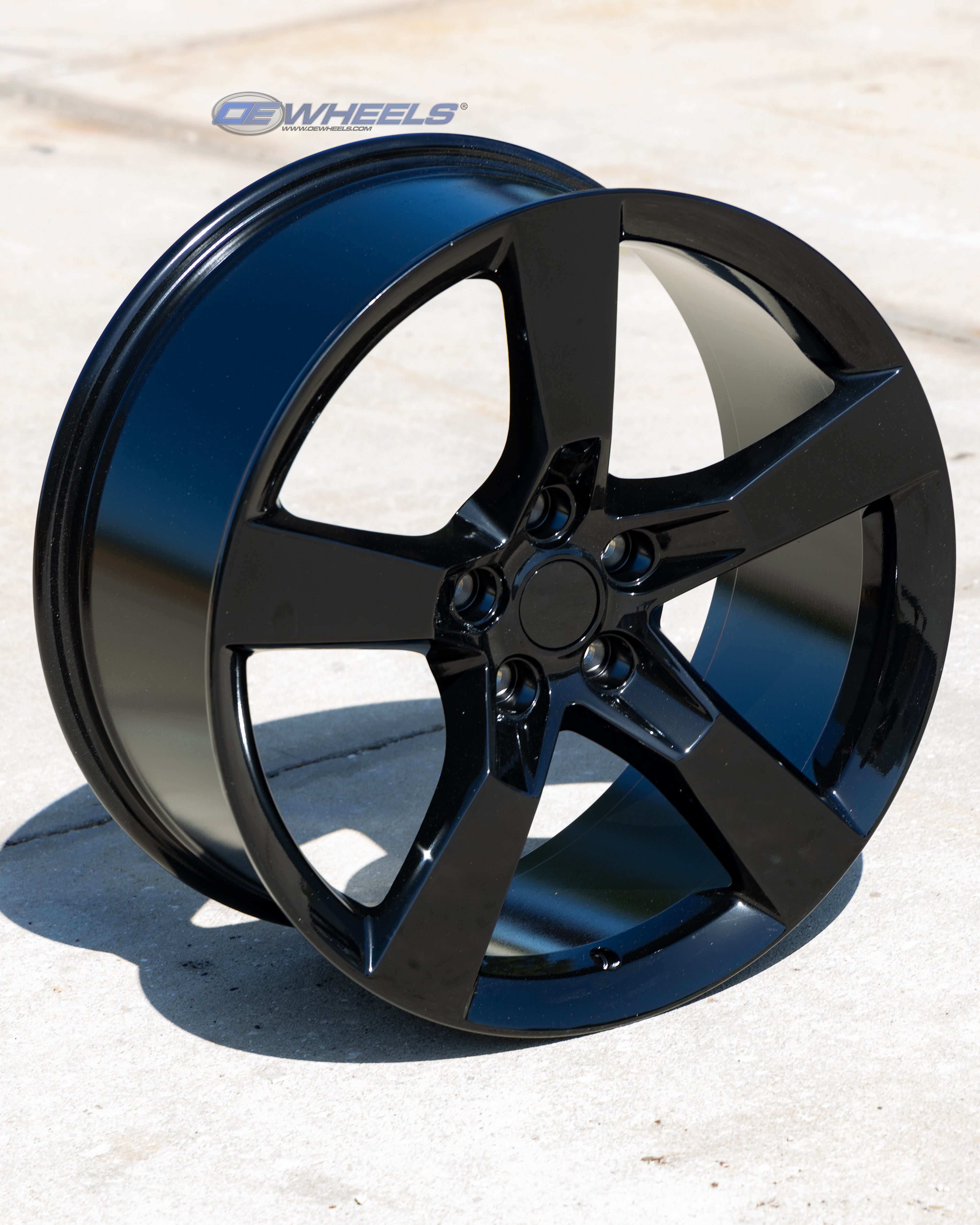 OE Wheels CV11-20090-5120-35B 20" Replica fits Chevrolet Camaro SS 20x9 Black