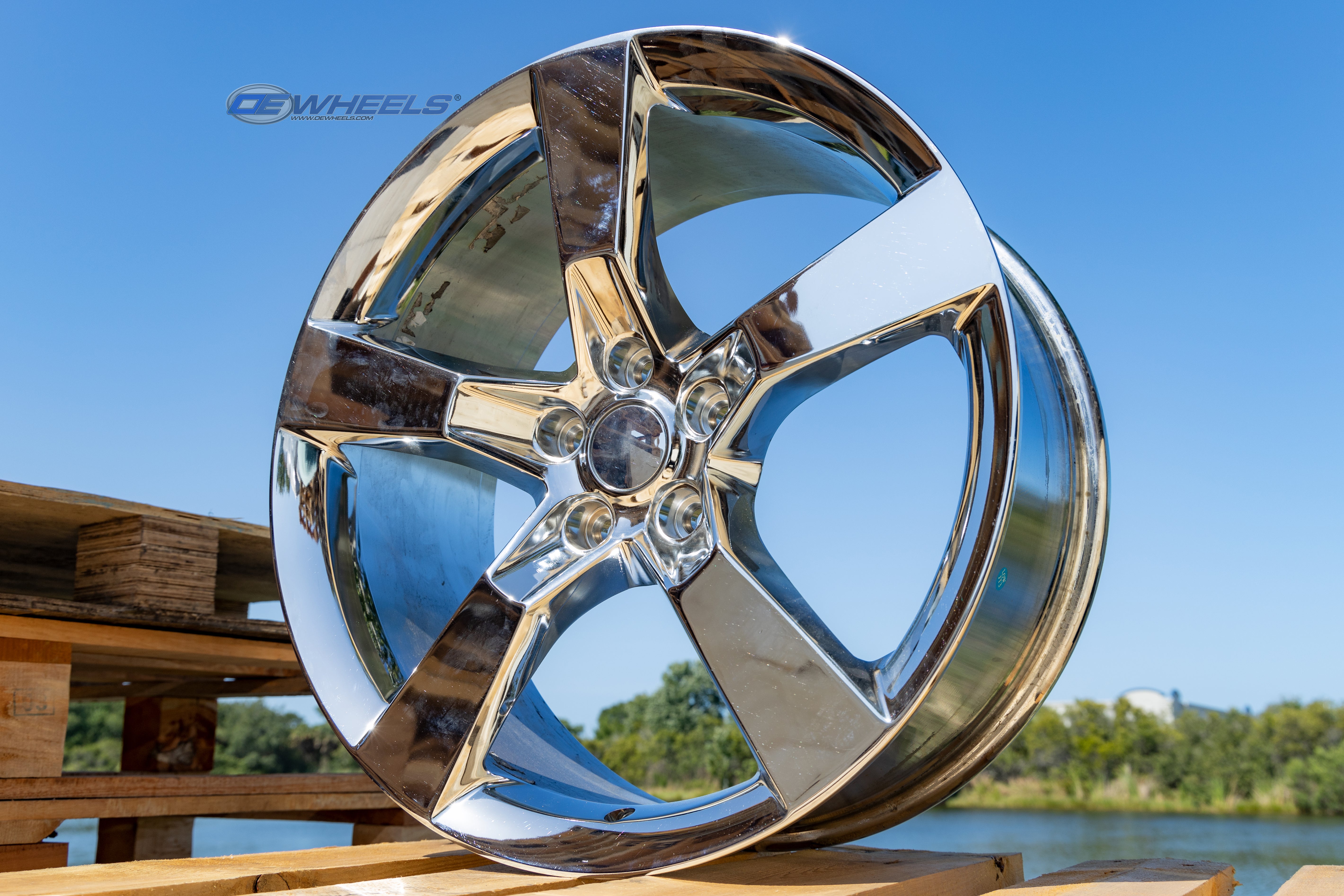 OE Wheels CV11-20090-5120-35C 20" Replica fits Chevrolet Camaro SS 20x9 Chrome