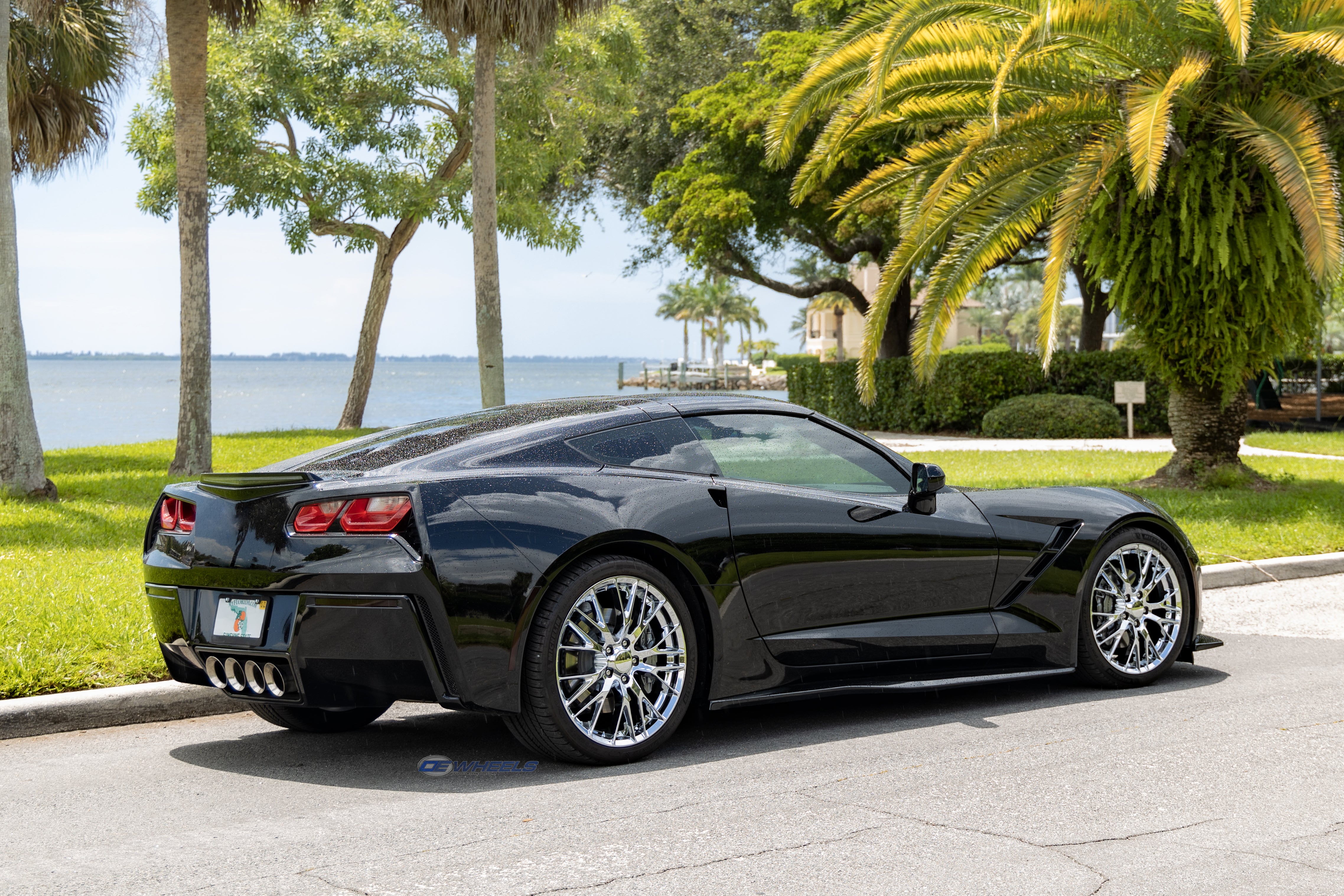 OE Wheels CV22C-20010-5475-79C 20" Replica fits Chevrolet Corvette C7 Z06 Chrome
