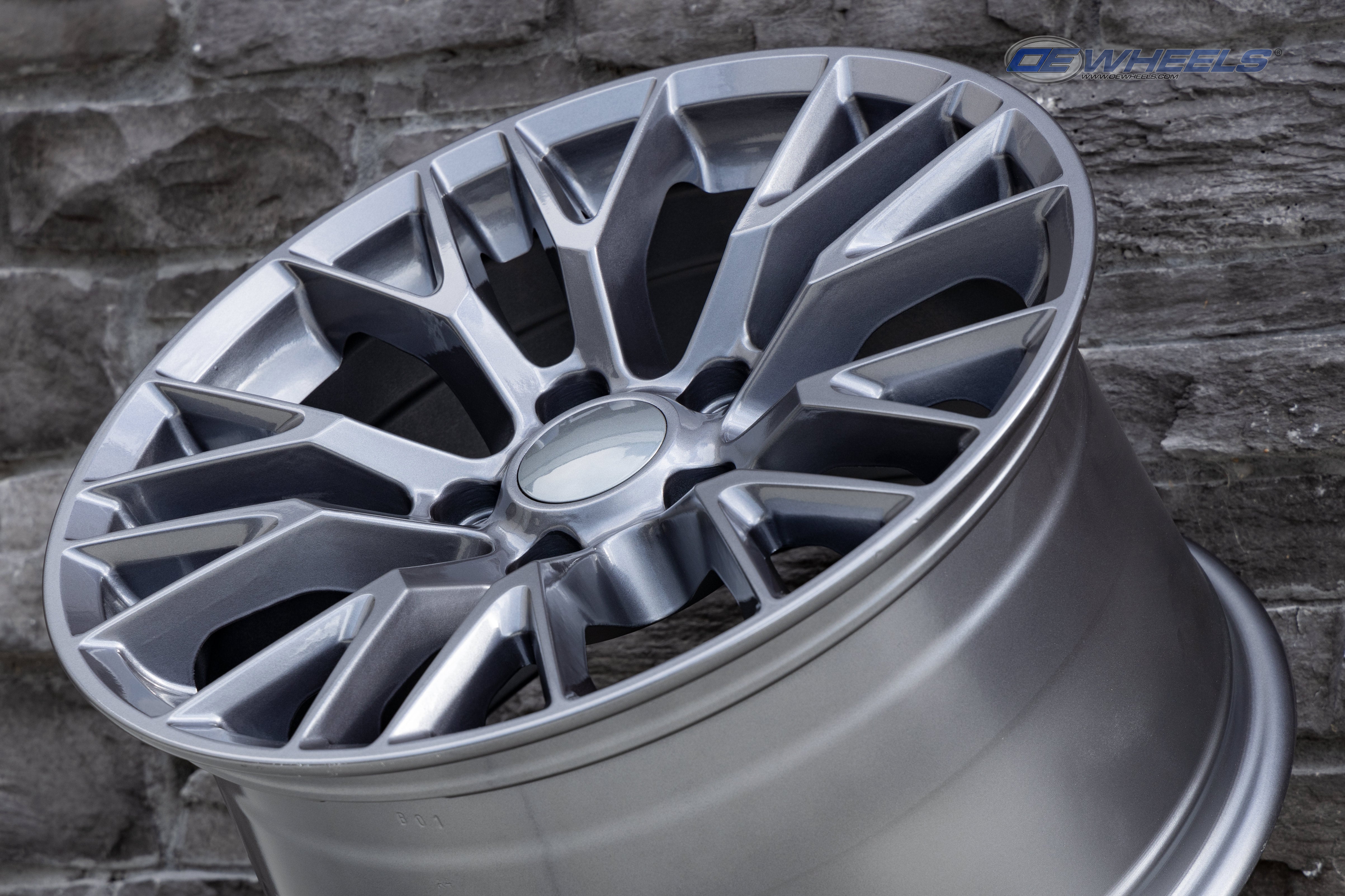 OE Wheels CV22B-18085-5475-56G 18" Replica fits Chevy Corvette C7 Z06 Gunmetal
