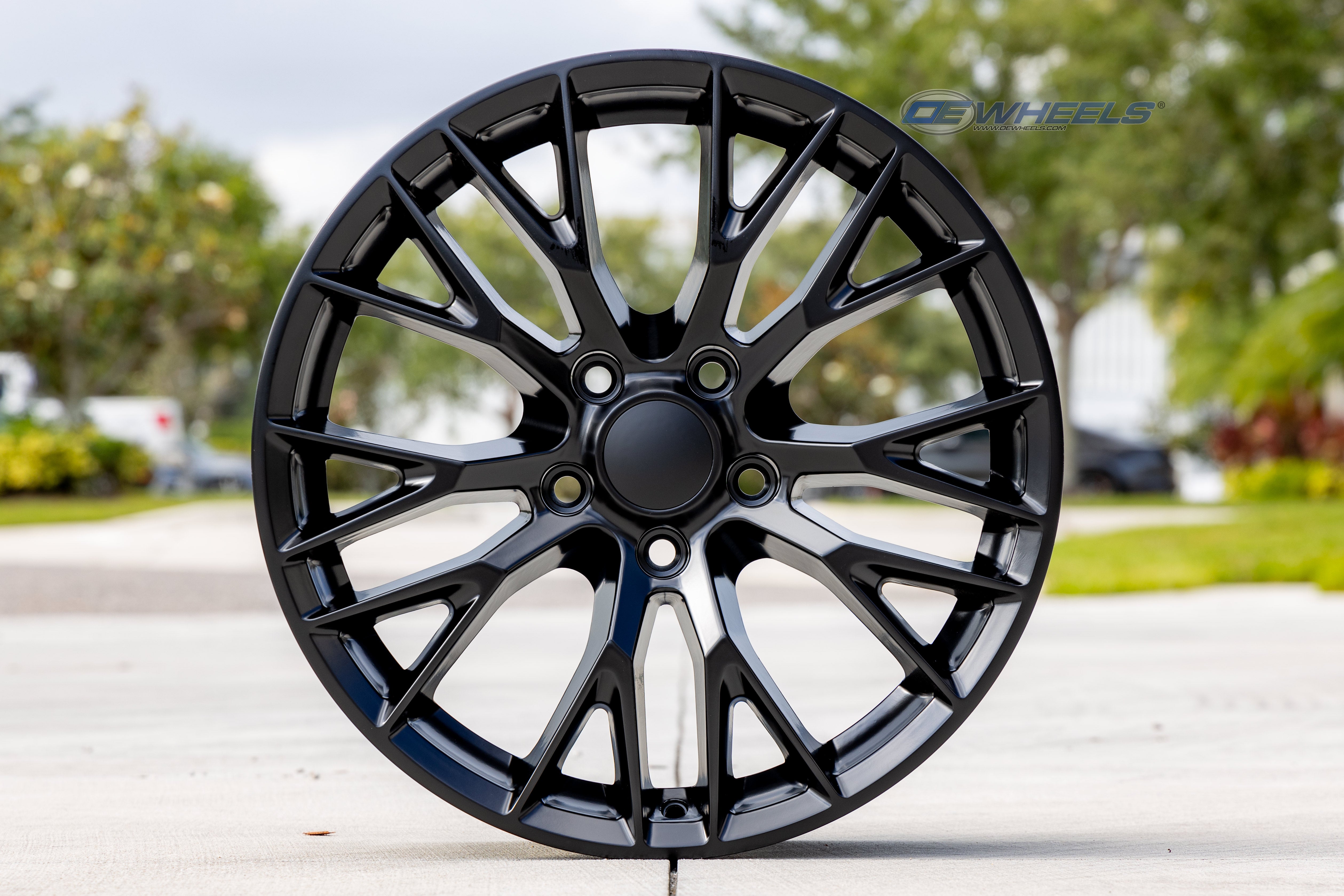OE Wheels CV22-17095-5475-54B1 17" Replica fits Chevrolet Corvette C7 Z06 Black