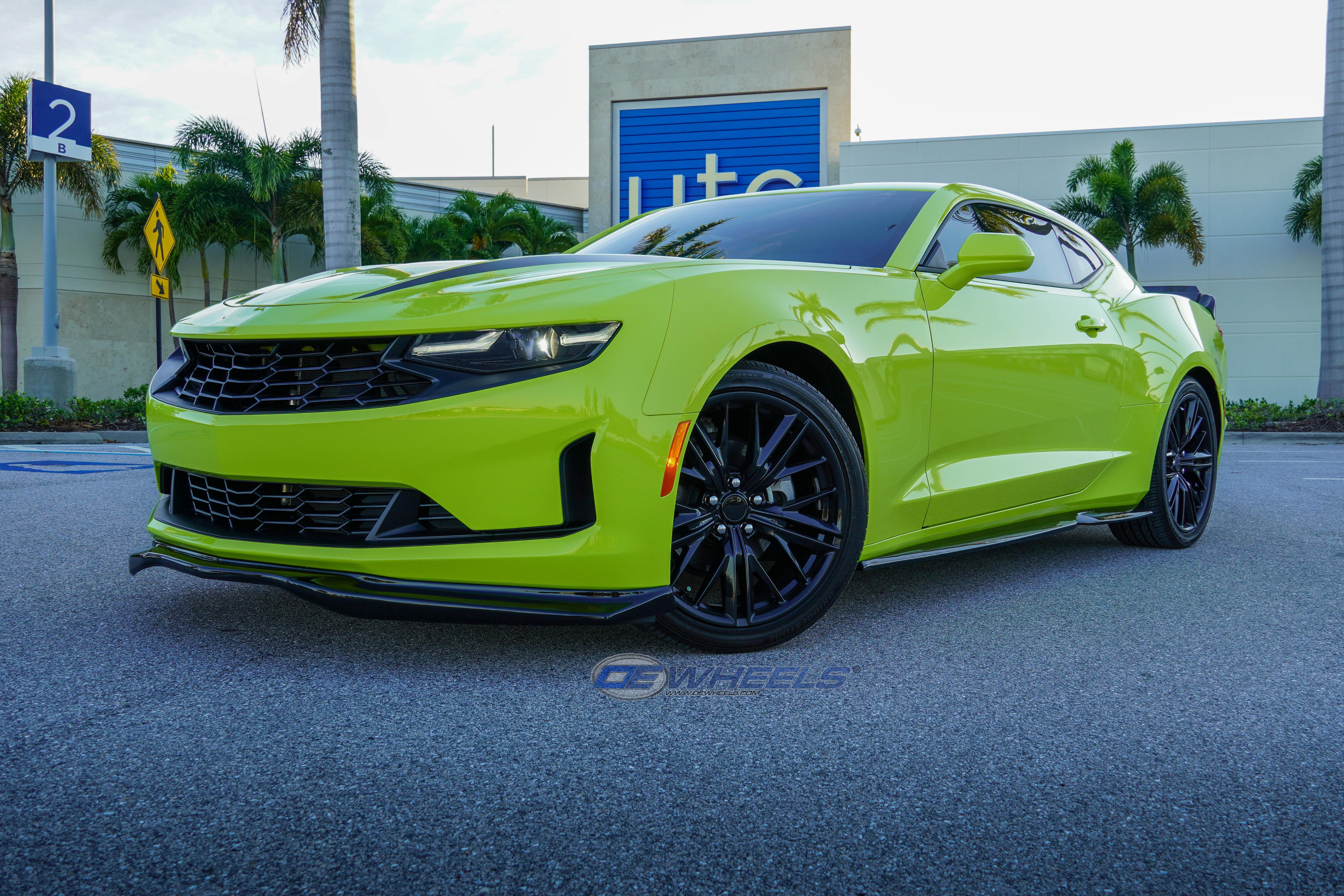 OE Wheels CV25-20095-5120-40B 20" Replica fits Chevrolet Camaro ZL1 20x9.5 Black