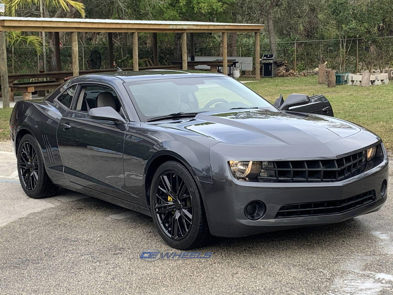 OE Wheels CV25-20095-5120-40B 20" Replica fits Chevrolet Camaro ZL1 20x9.5 Black